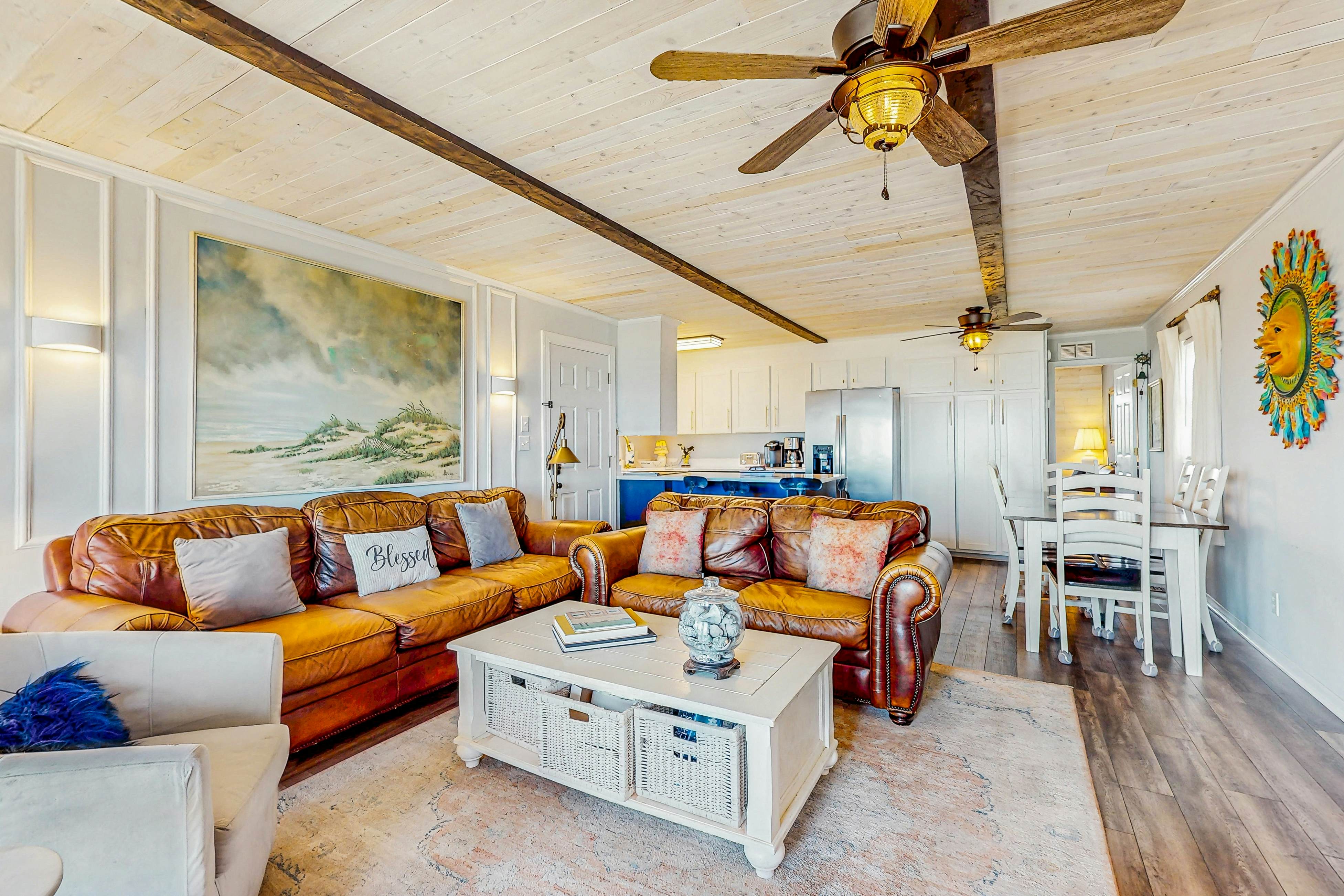 HB05a Silver Linings East