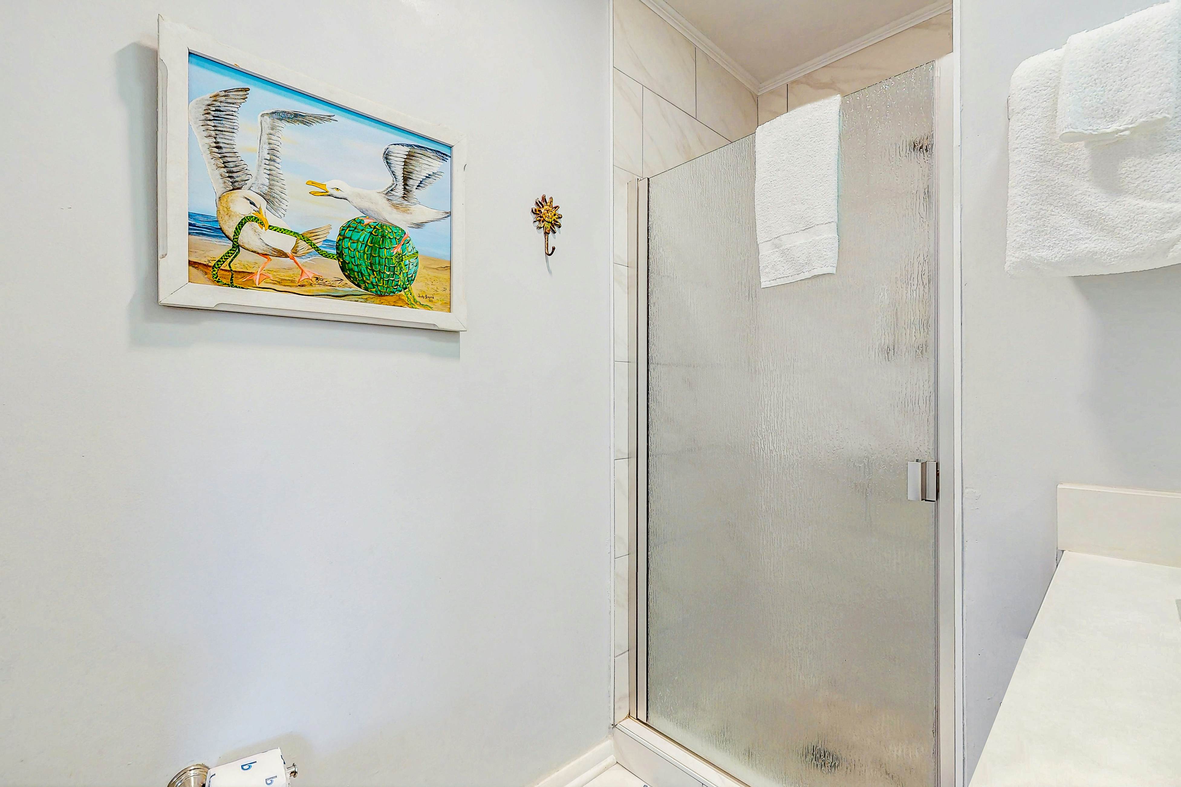 HB05a Silver Linings East