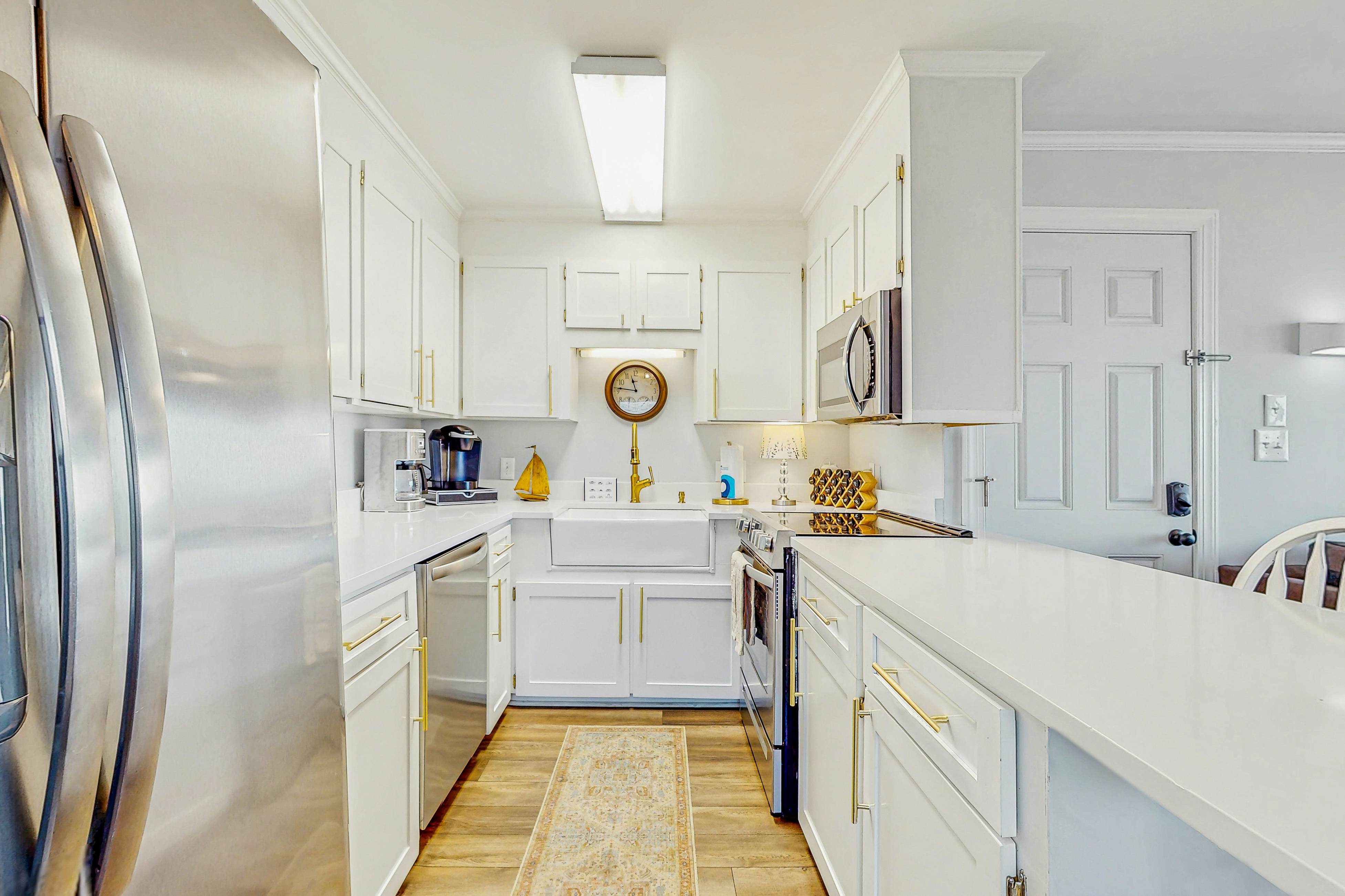 HB05b Silver Linings West