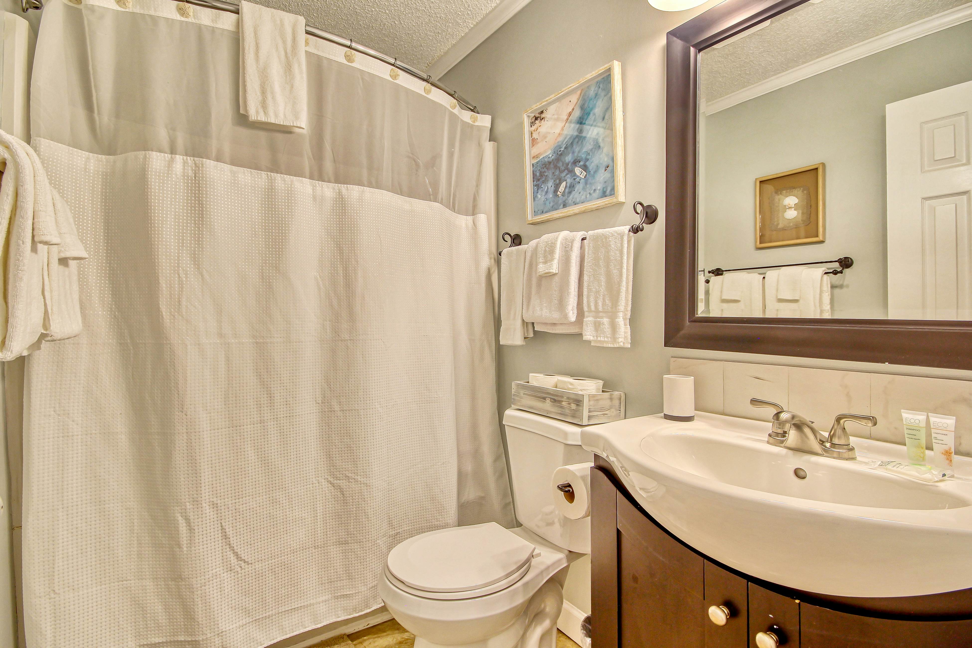 HB54 Captain's Villa 6-D Our White Pearl