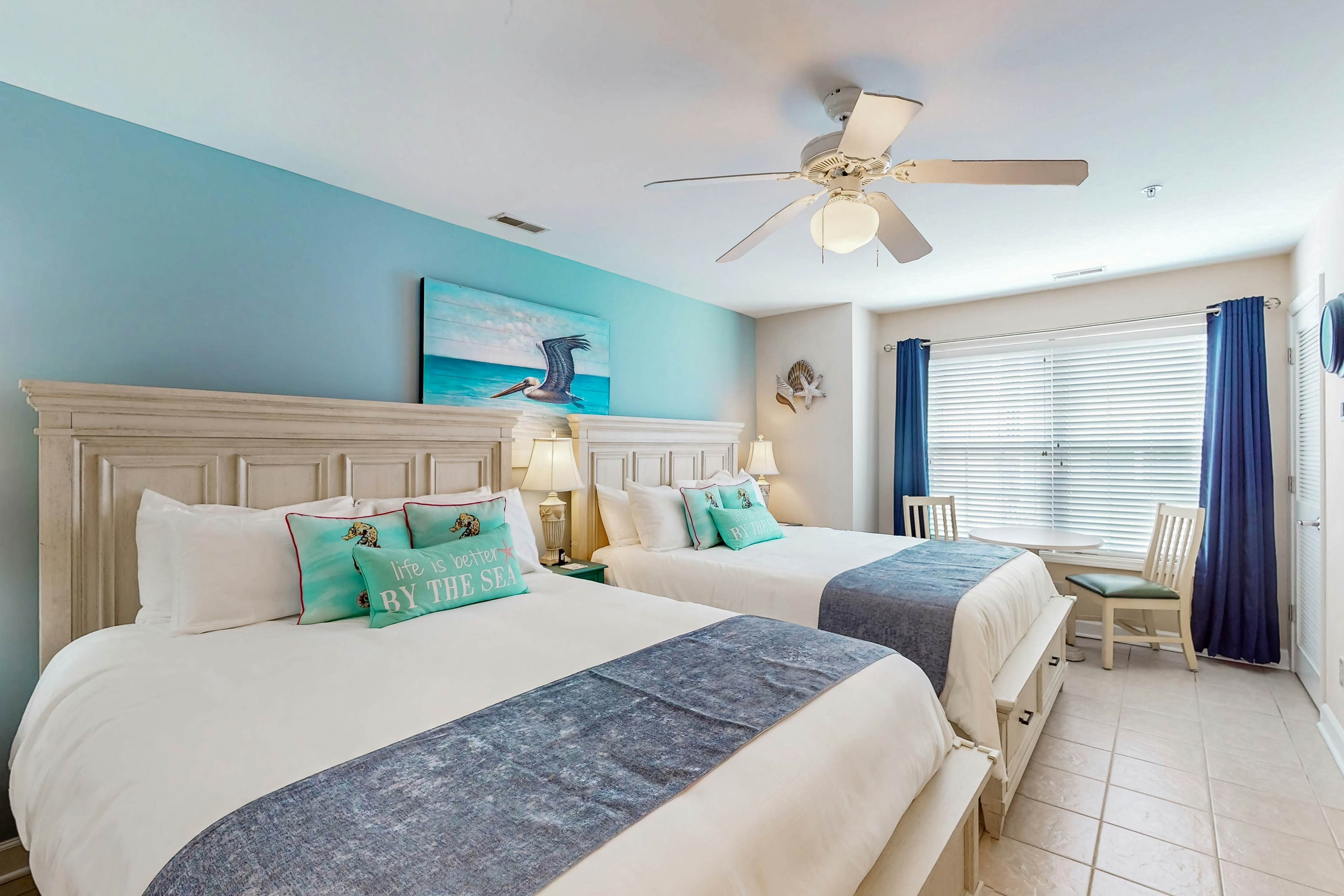 CAL18 Cozy in Calabash