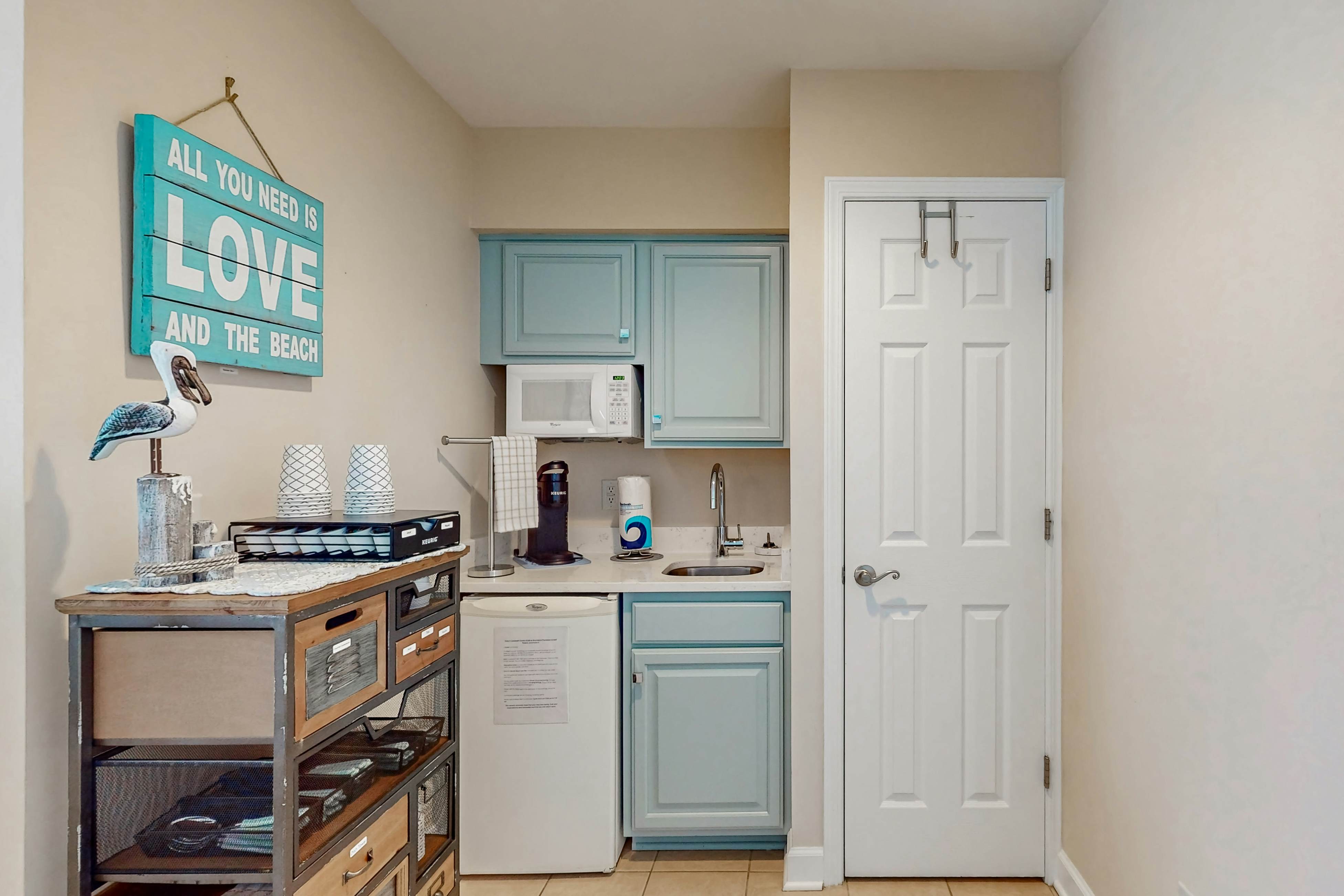 CAL18 Cozy in Calabash