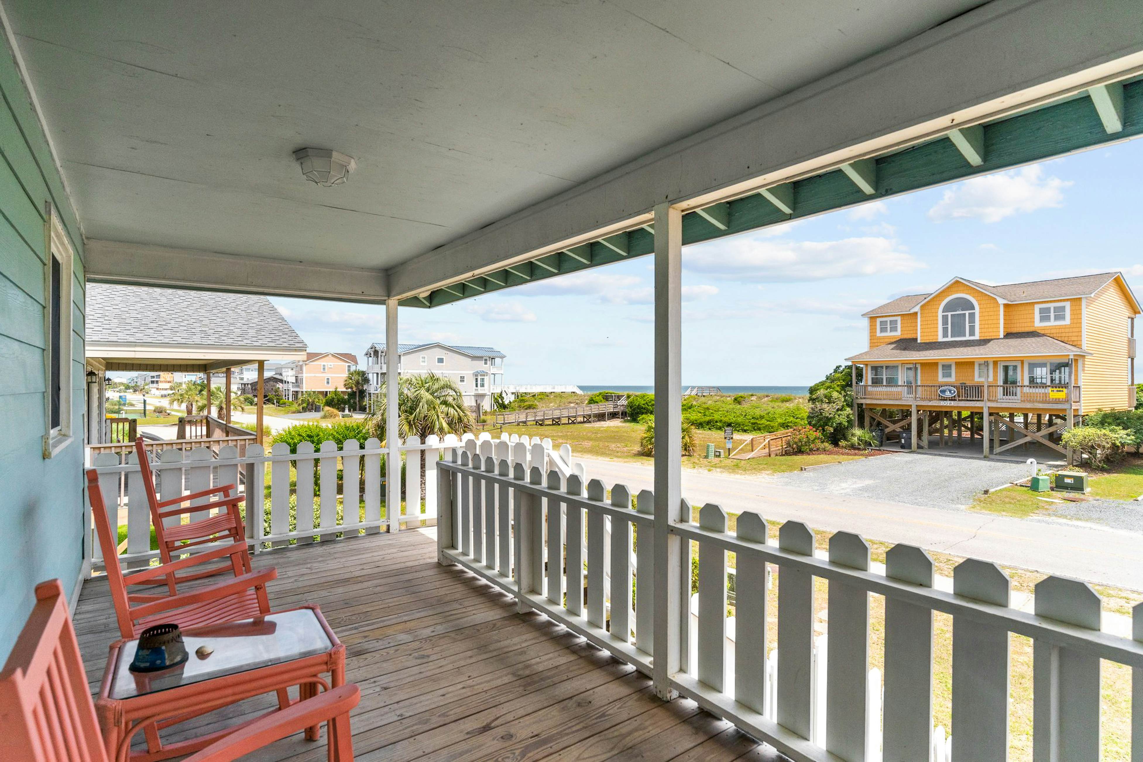 HB182 Sisters Of The Sea