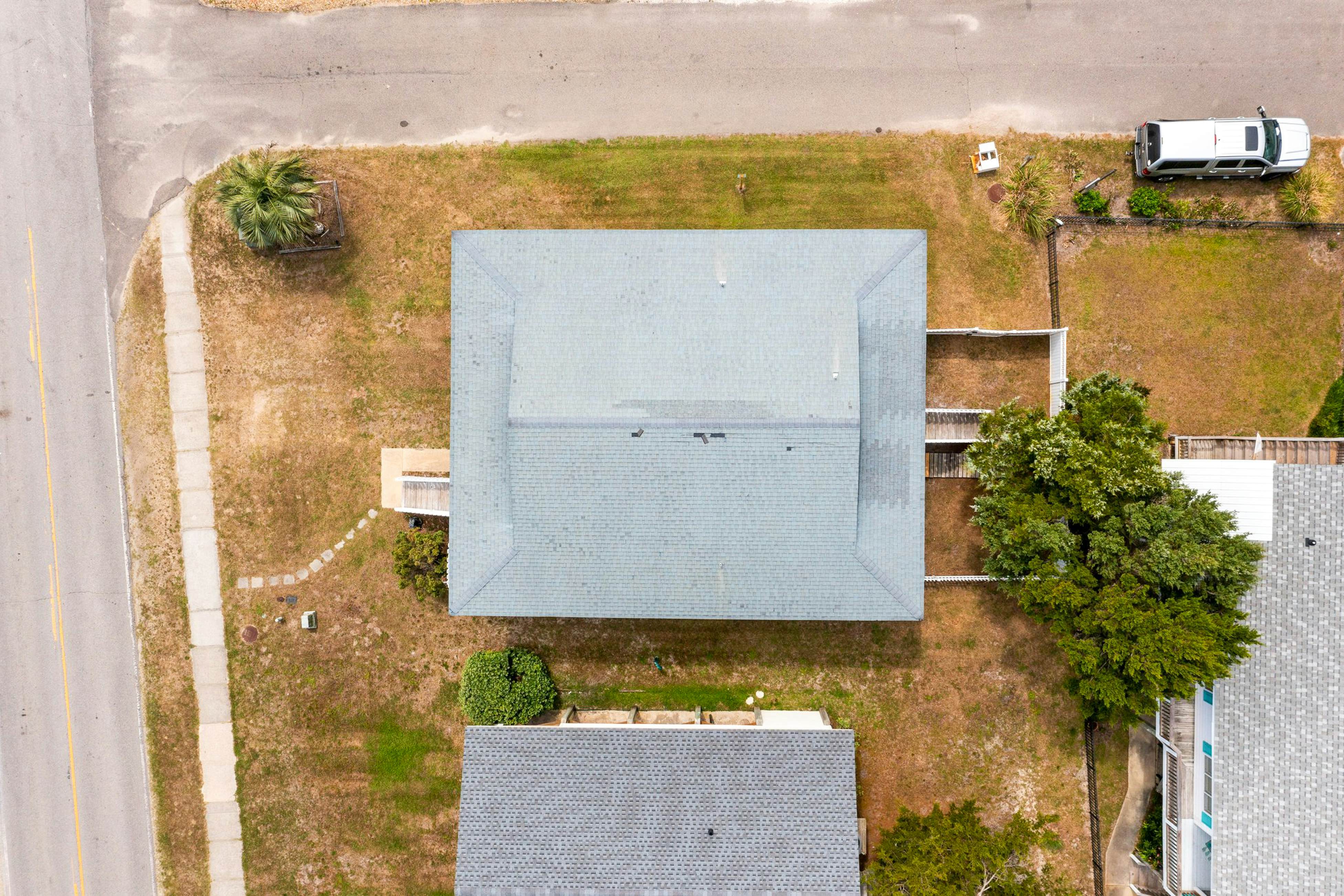 HB182 Sisters Of The Sea