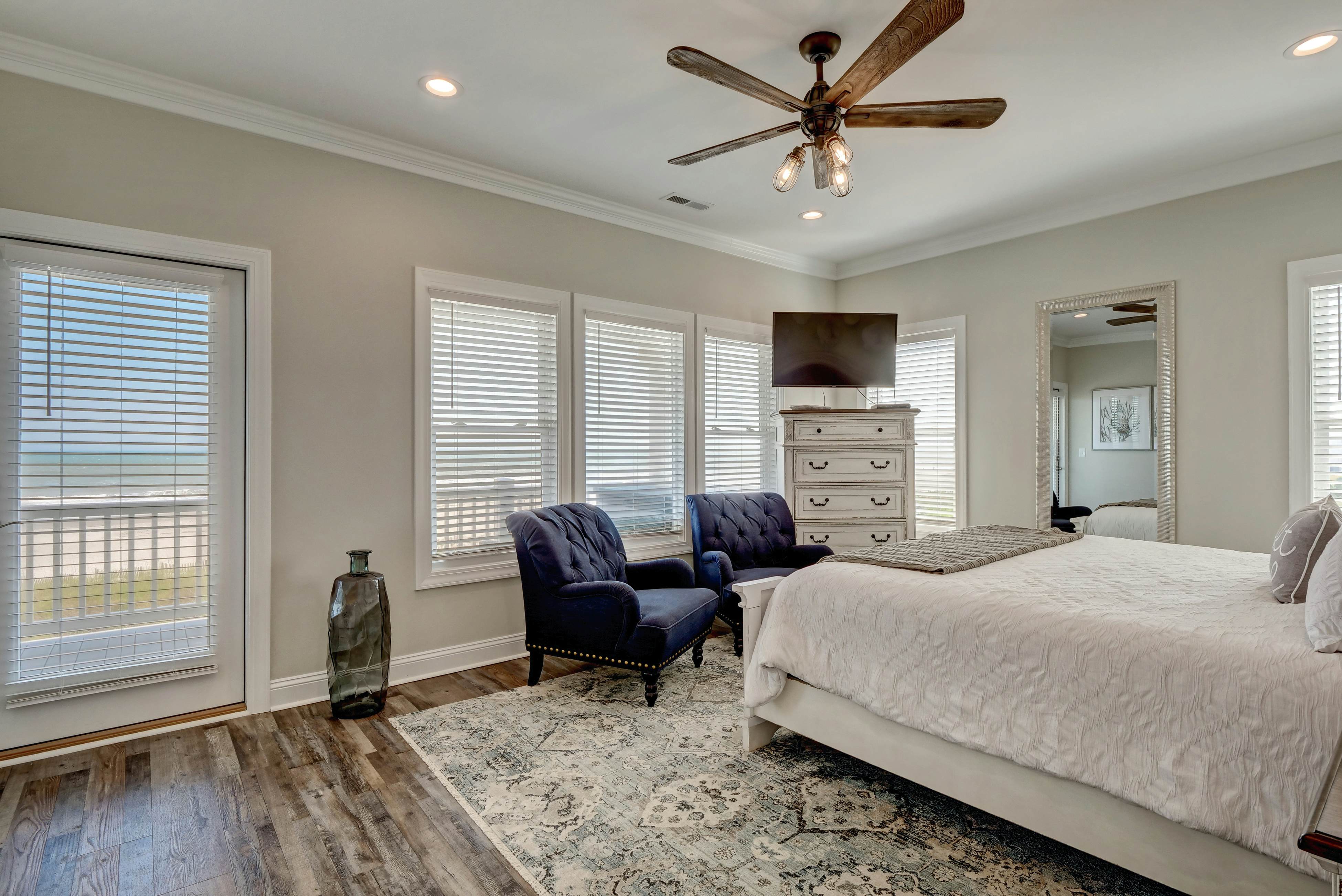 HB201 Time Out of Mind