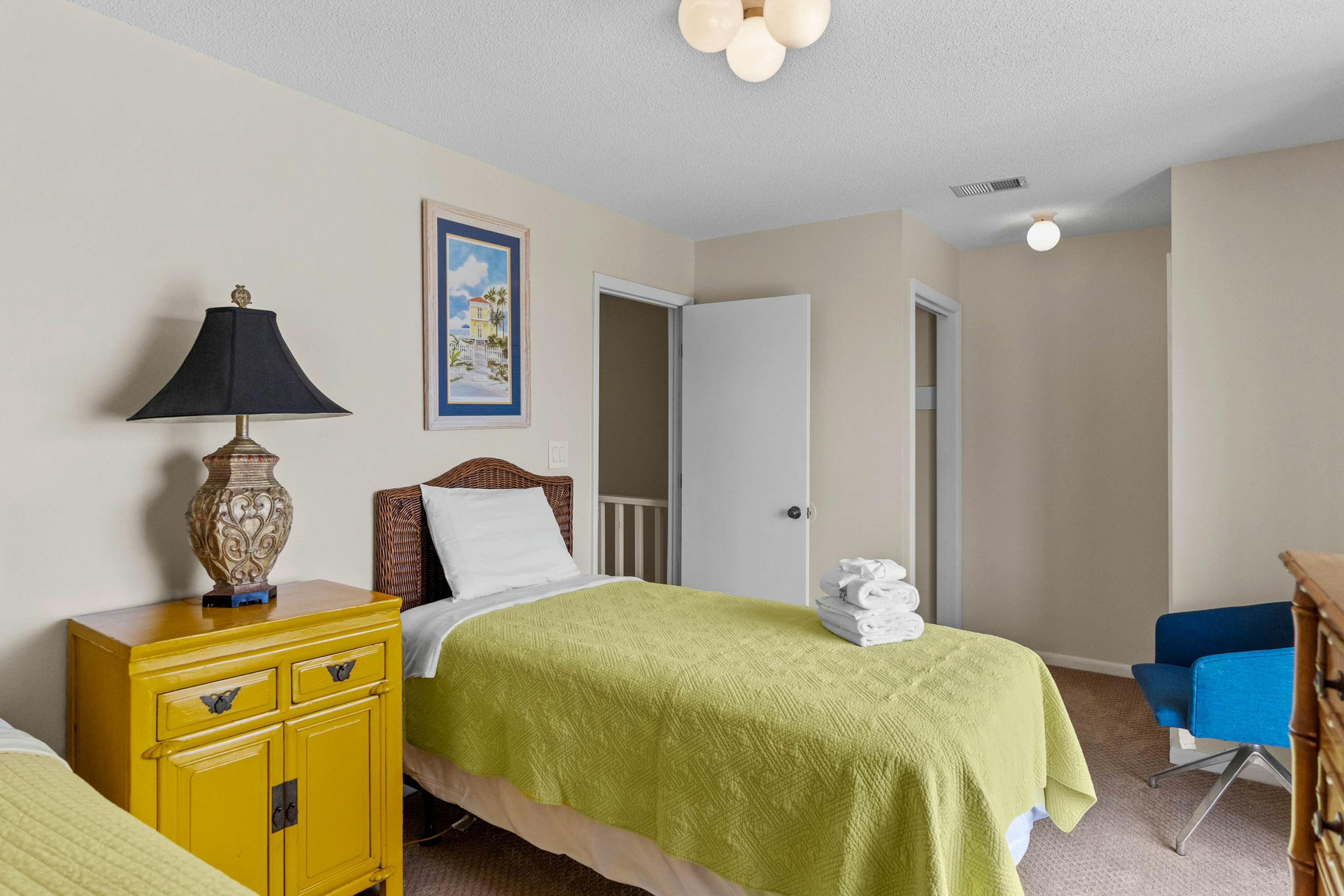 HB241 Bayview East & West