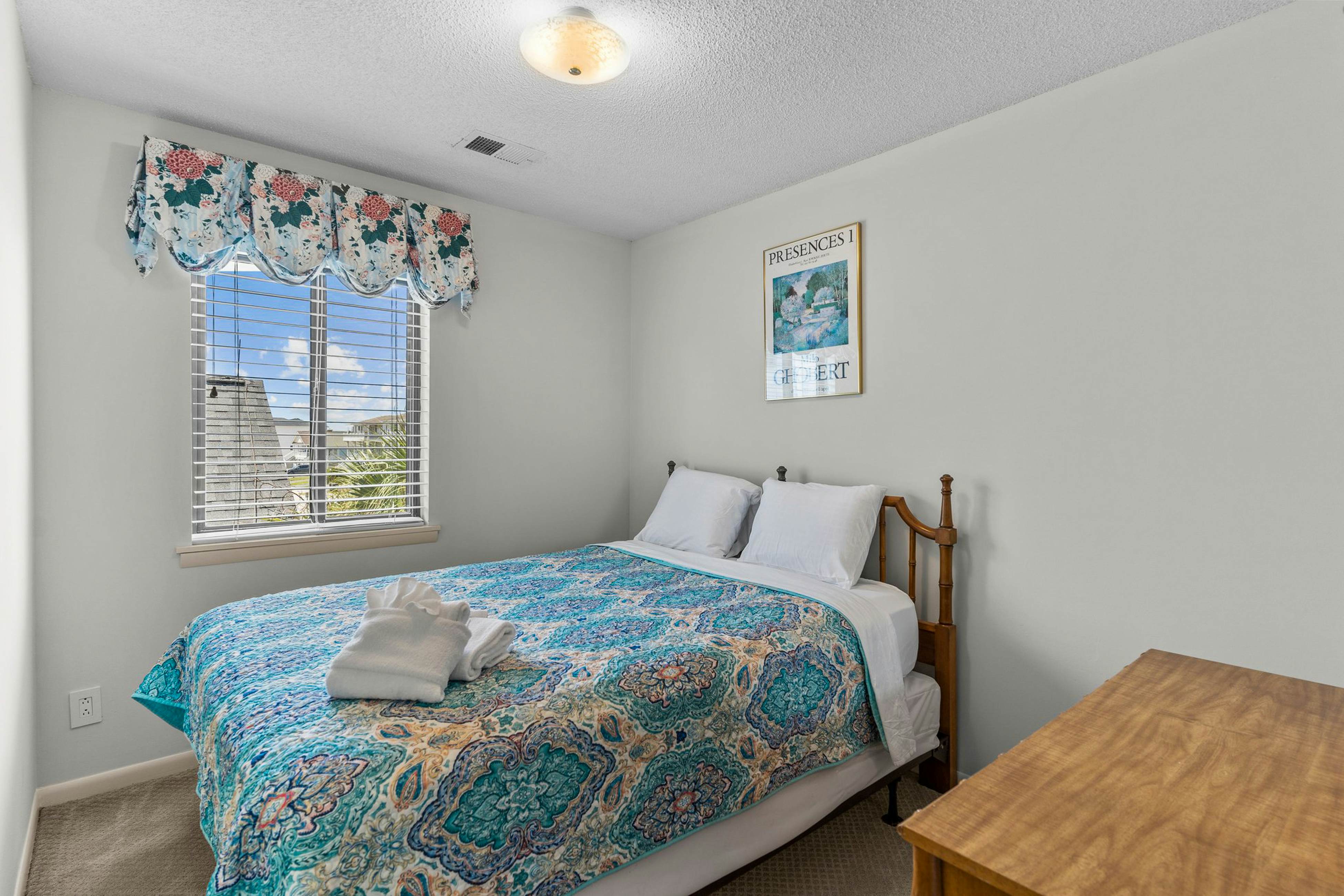 HB241 Bayview East & West