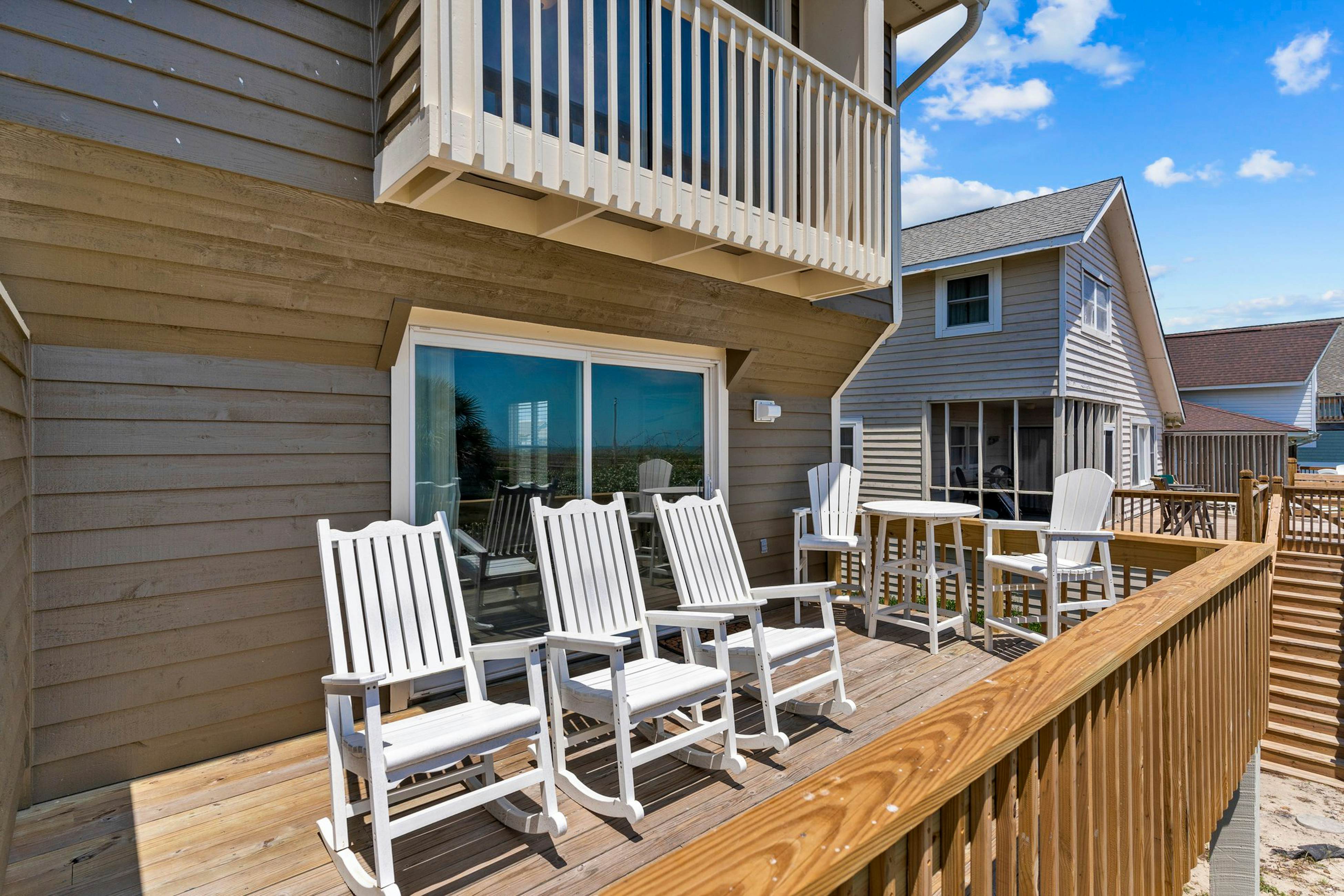 HB241 Bayview East & West