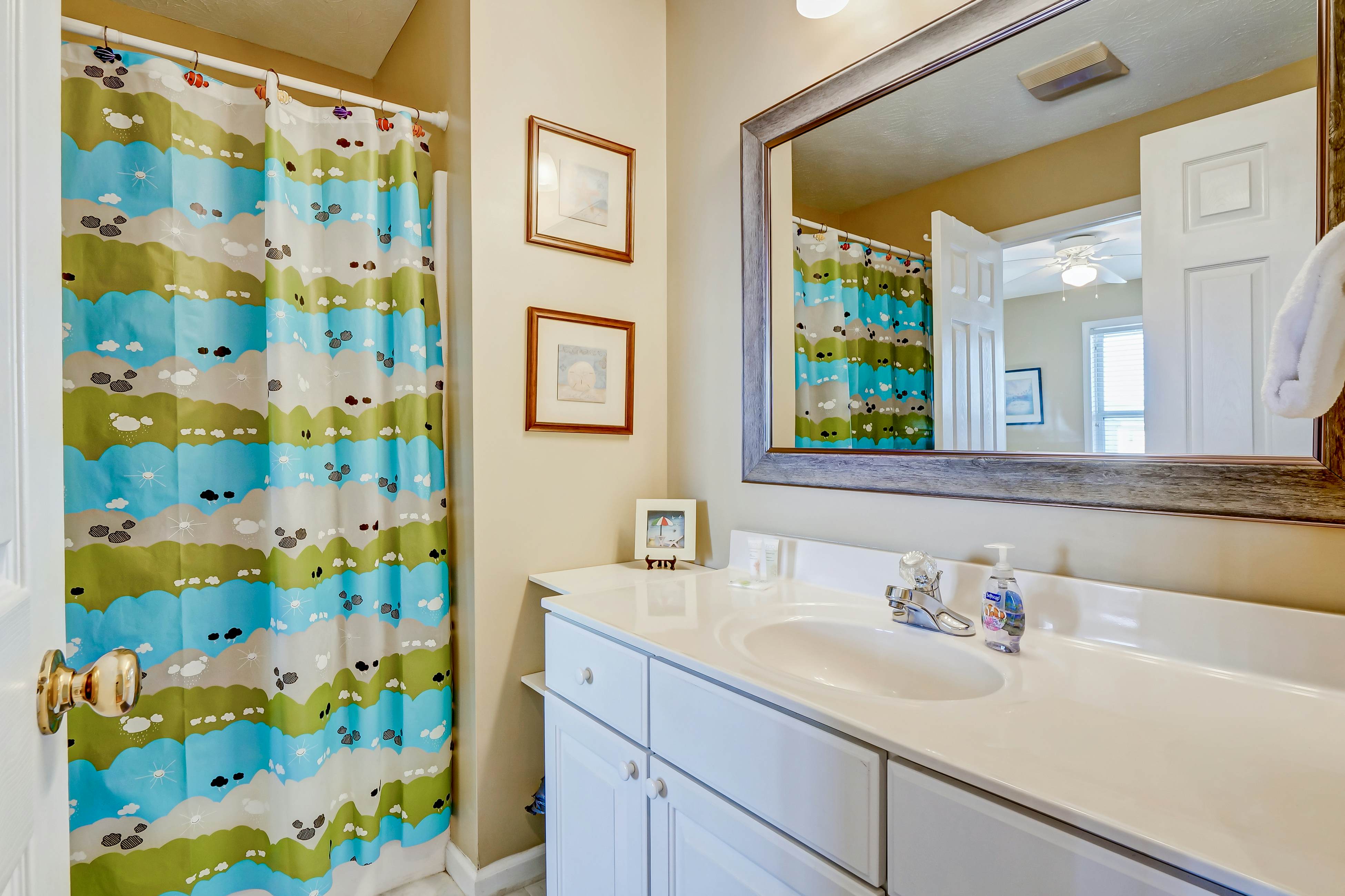 HB238 Happy Together