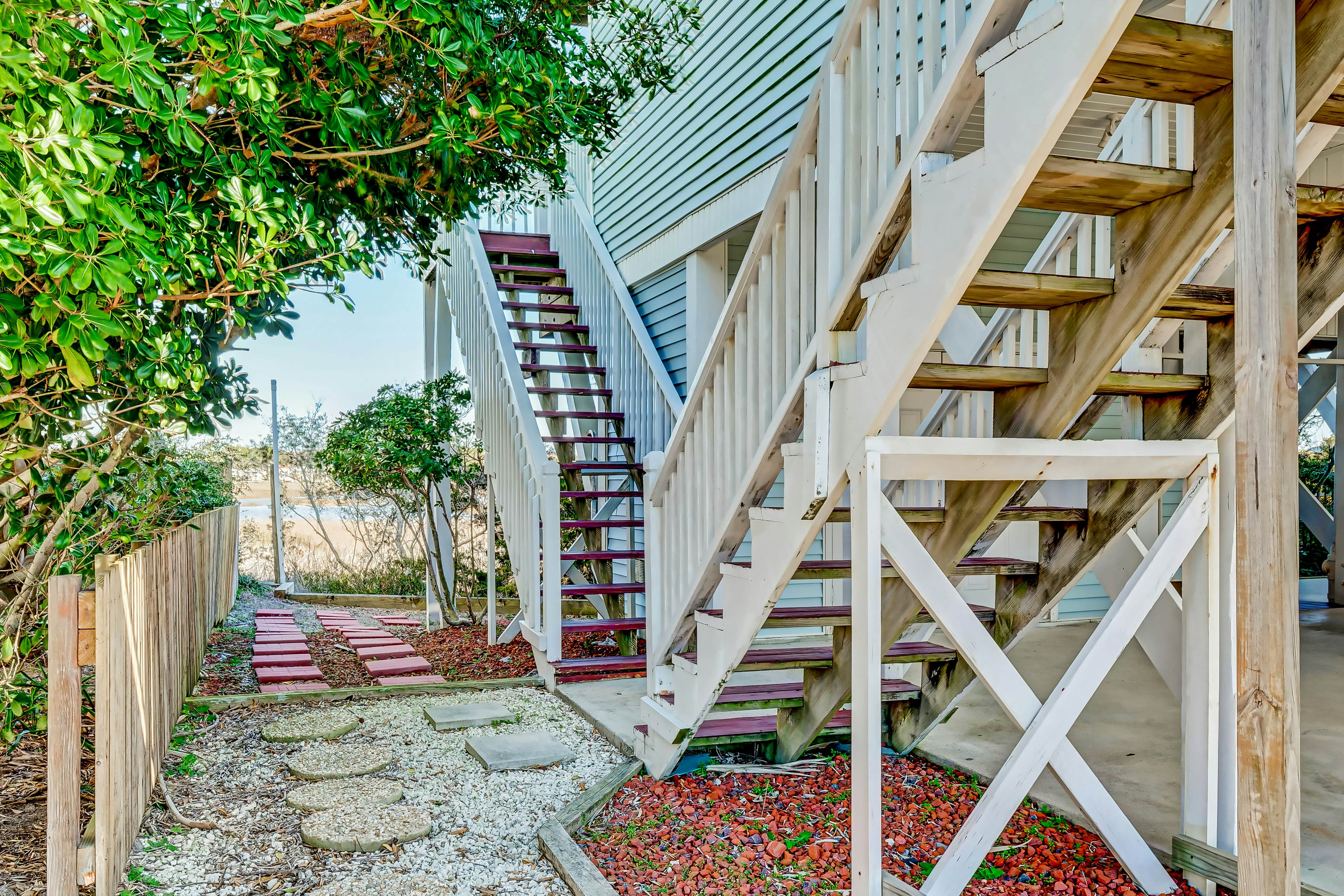 HB238 Happy Together