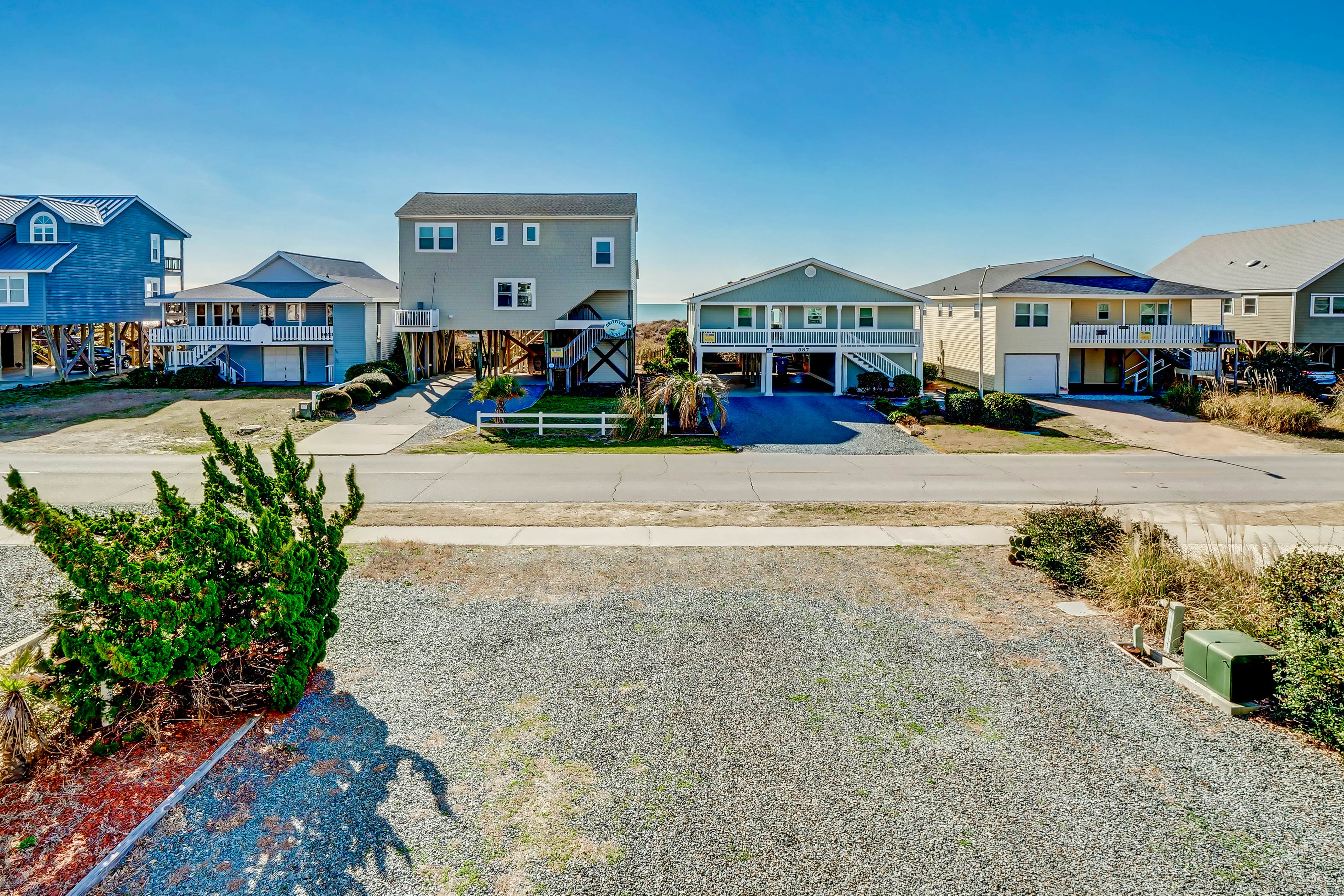 HB238 Happy Together