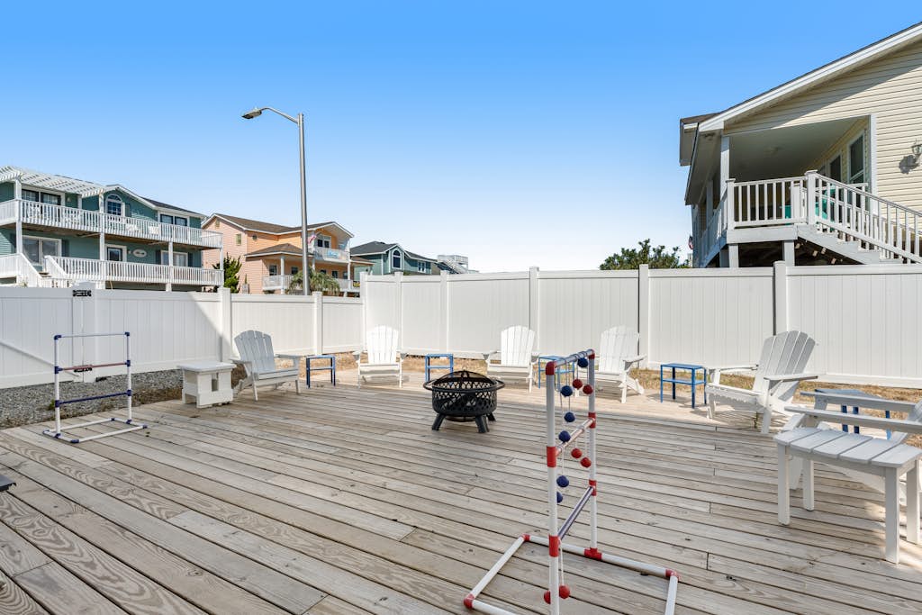 Updated West End home with fenced backyard & direct beach access - dog-friendly