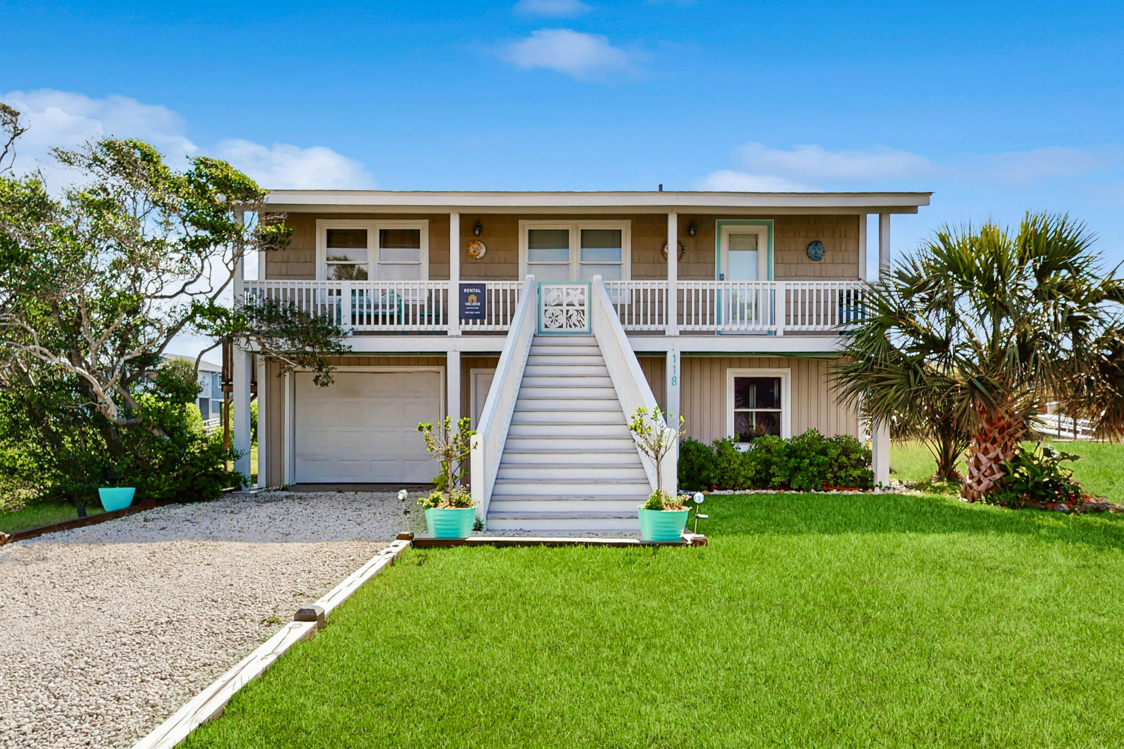 HB297 Holden the Waves- Private Boat and Floating Dock