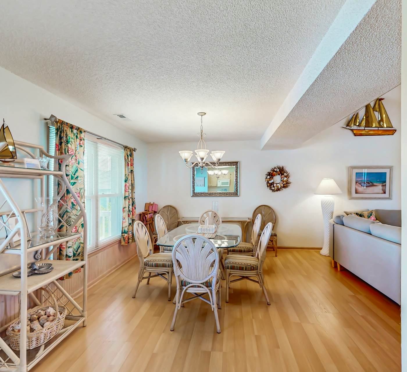 HB299 Sweet Thing | 3 Bed Holden Beach, NC House | Vacasa
