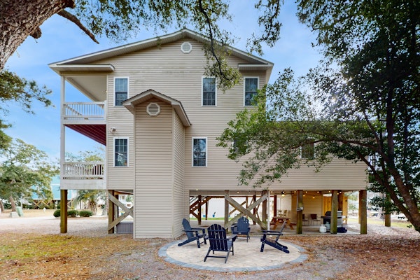 Serene island escape with two balconies & spacious layout - walk to beach