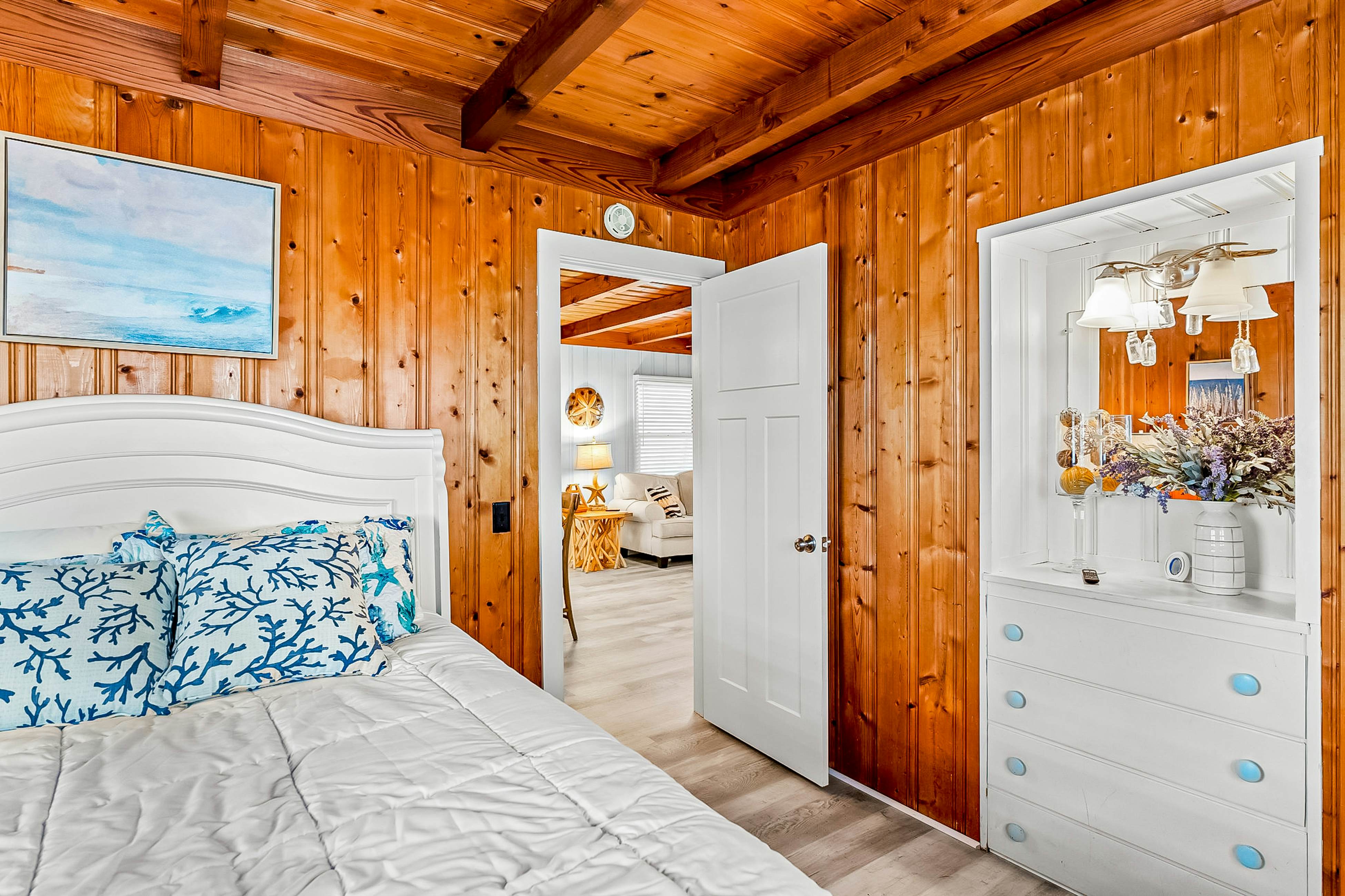 OAI166 Hasslin Hound