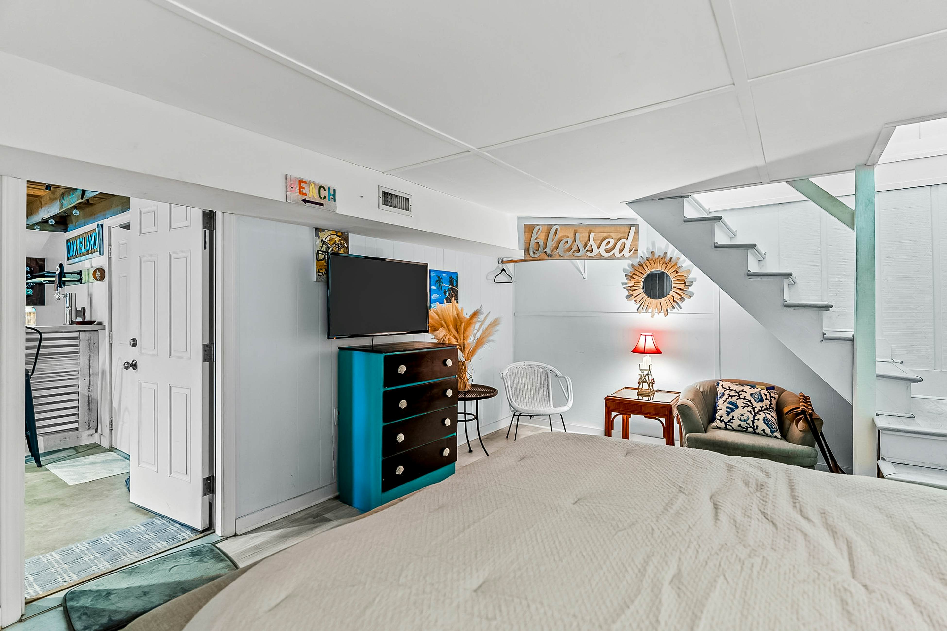 OAI166 Hasslin Hound