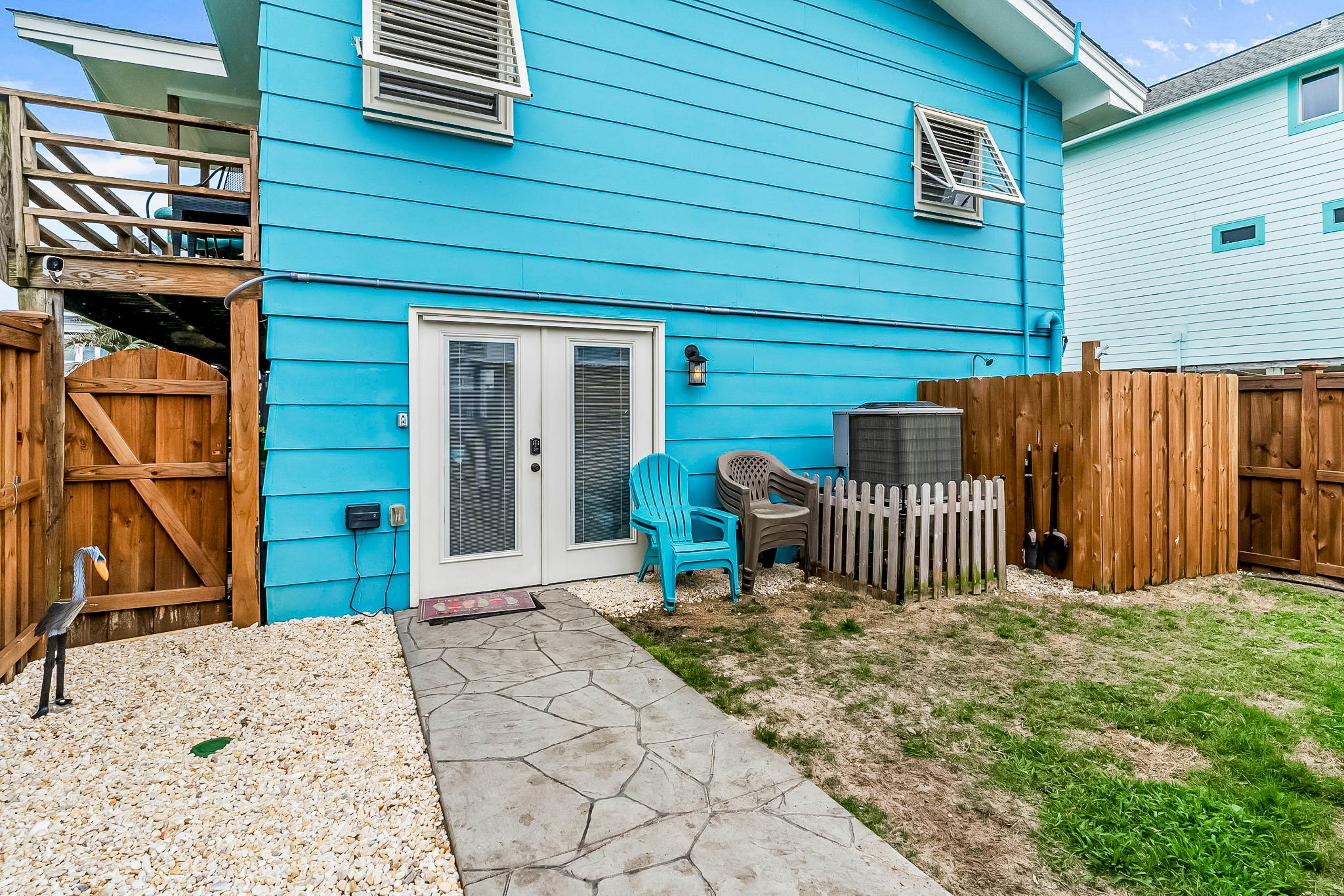 OAI166 Hasslin Hound