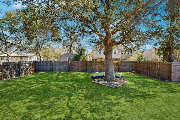 Dog-friendly coastal home with enclosed yard, fire pit and close to beach