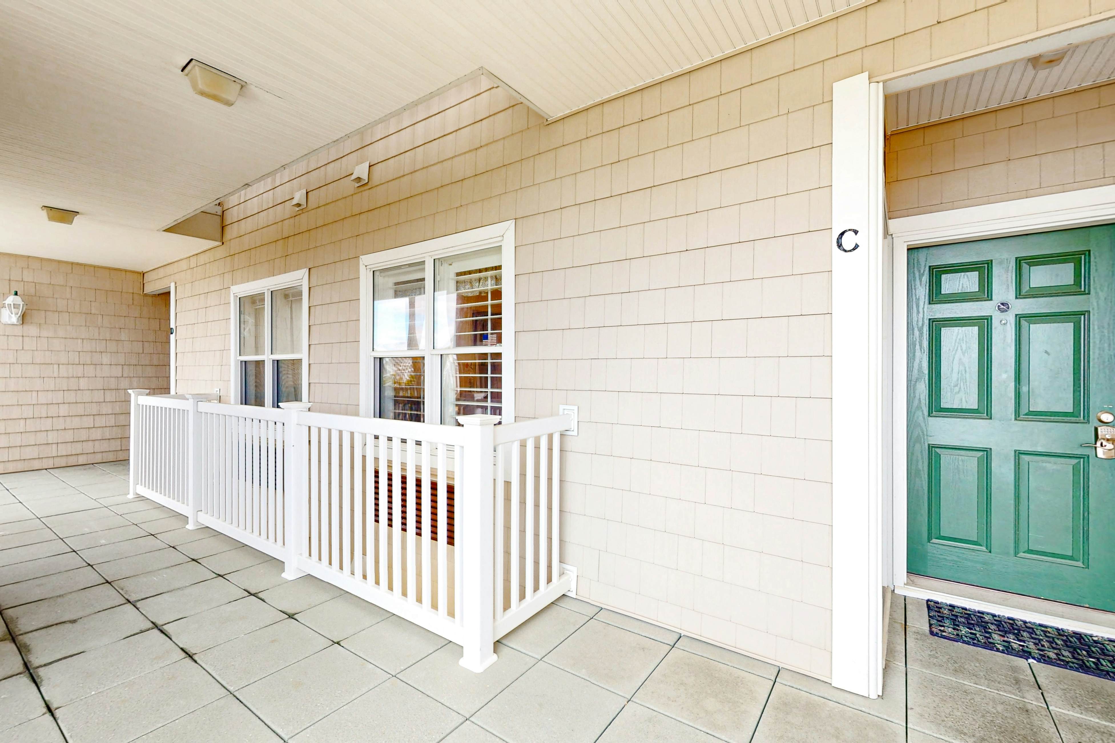 OIB13 Pelican's Watch