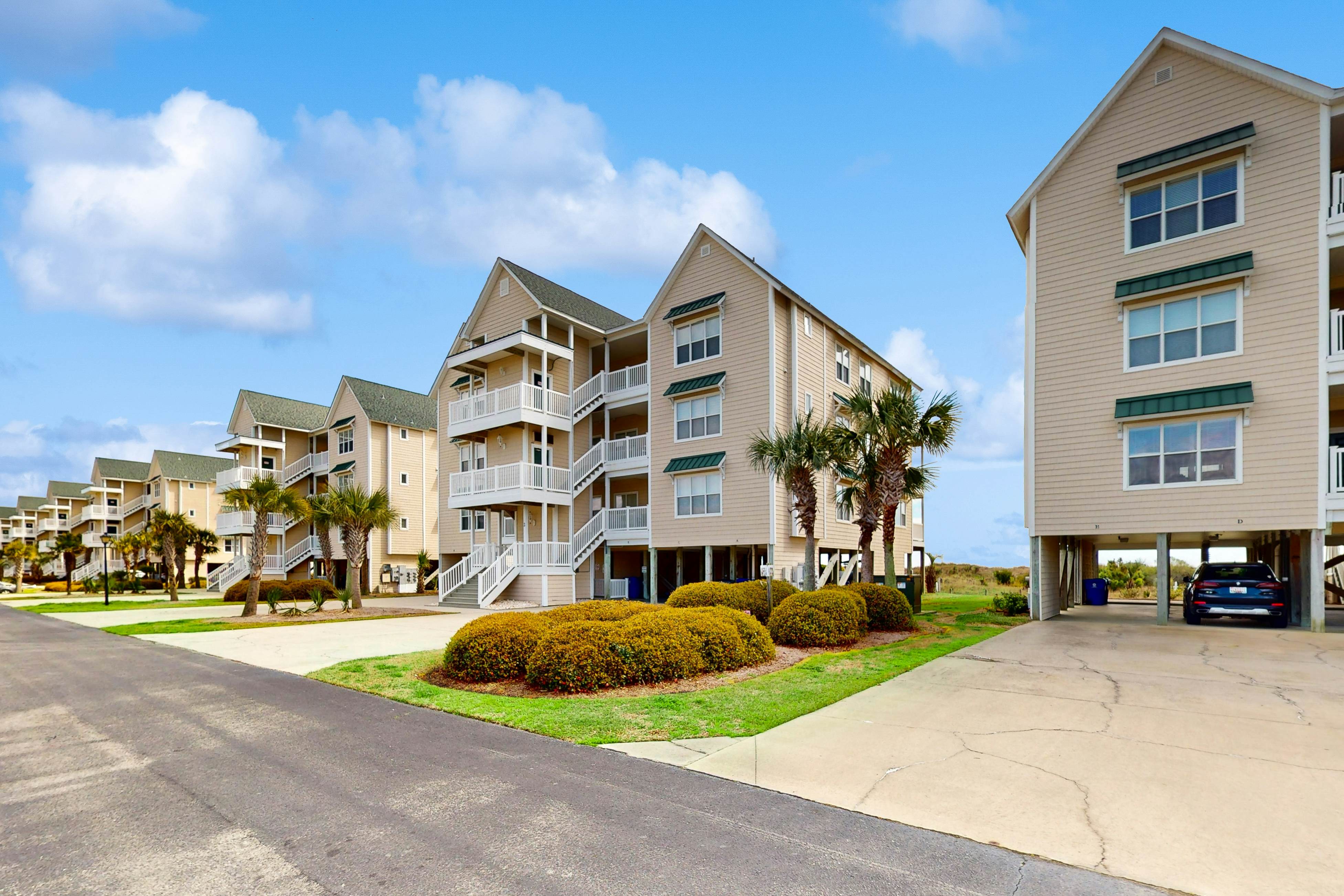 OIB13 Pelican's Watch