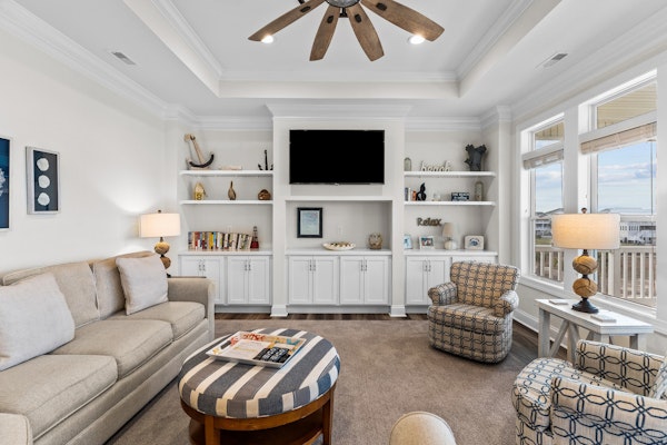 Oceanside estate with private pool, elevator & chef's kitchen - steps to beach