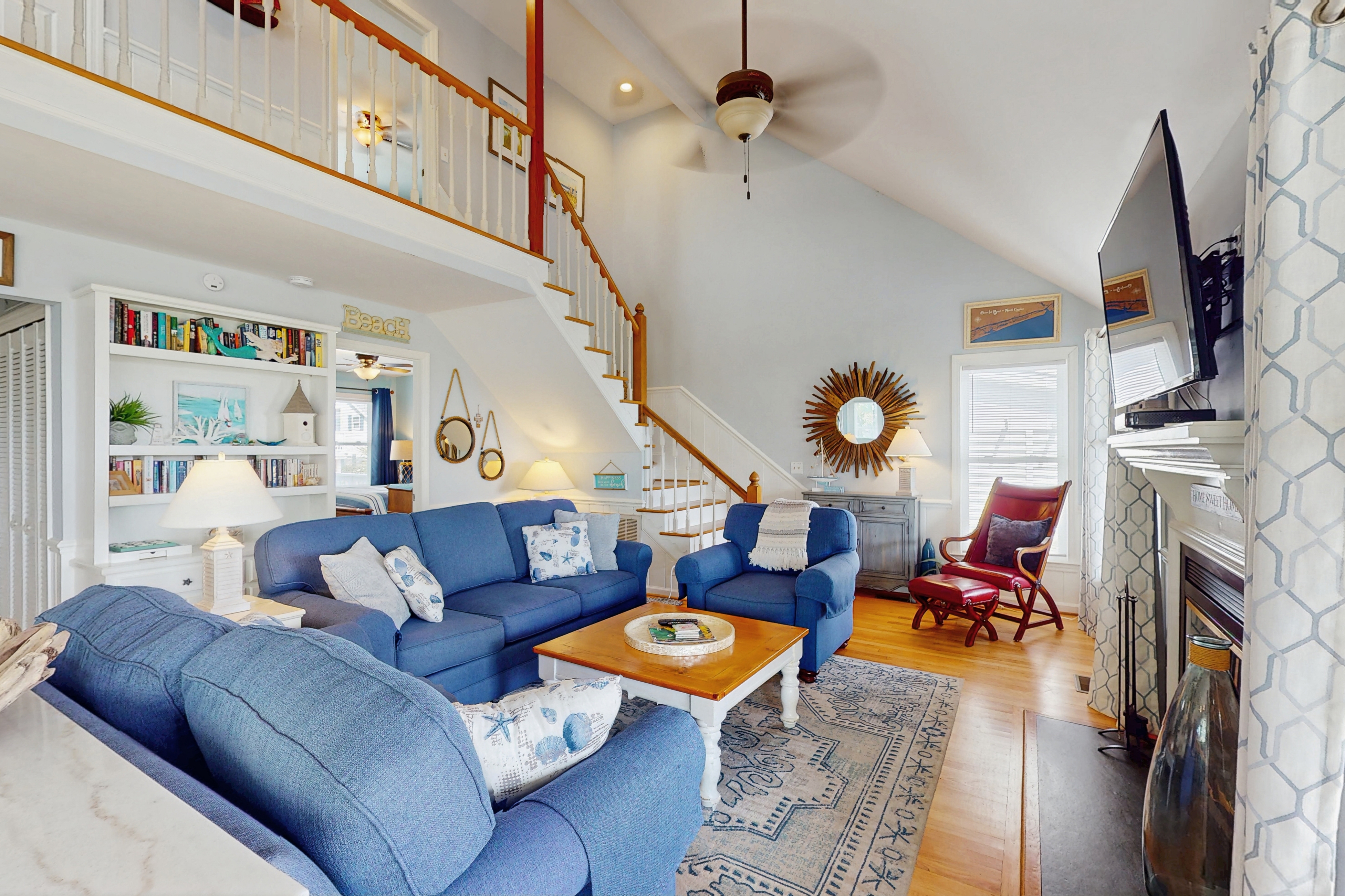 Choice beach getaway w/pool & Intracoastal Waterway view - near dining & shops