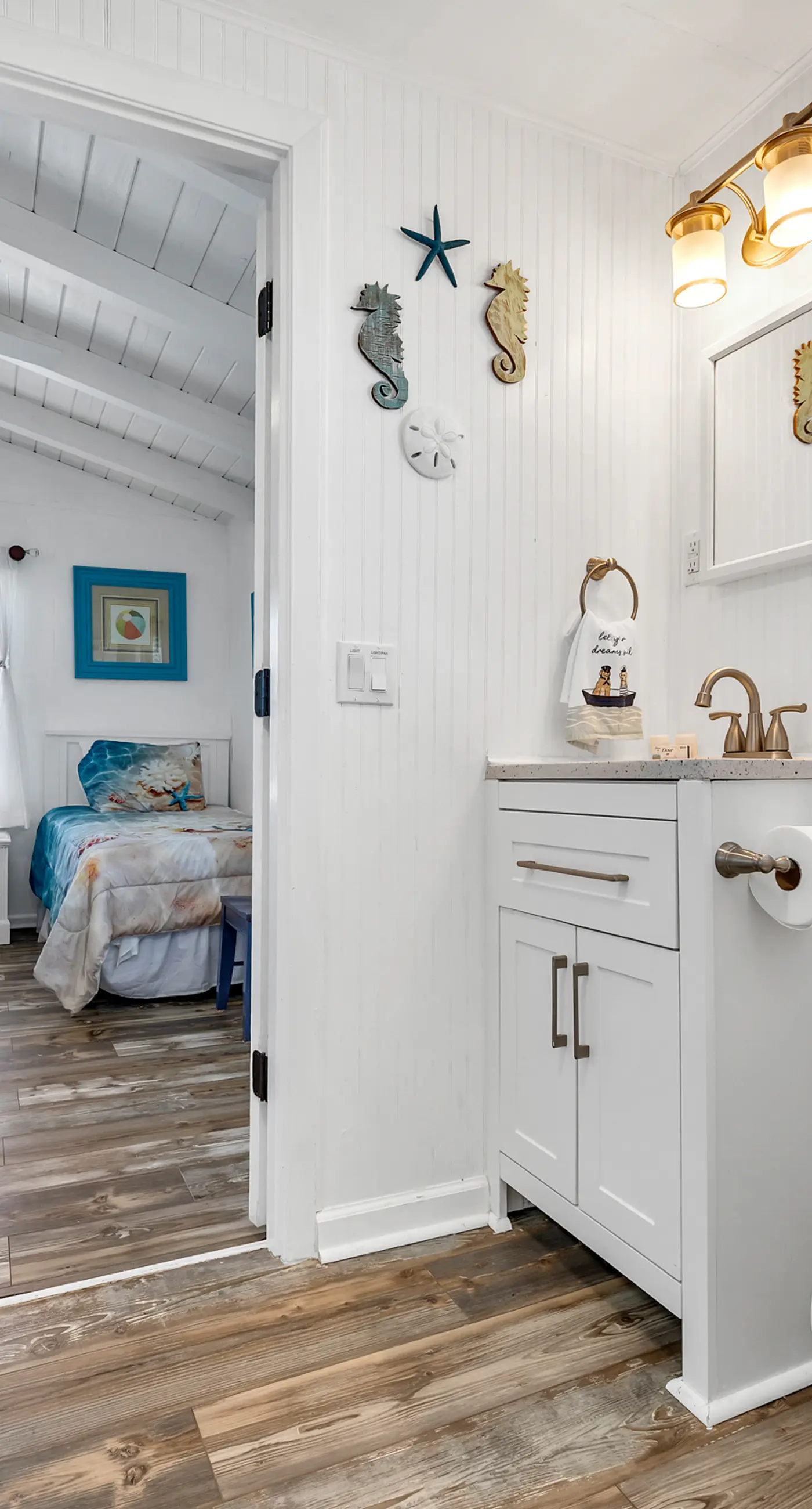 OIB23 Starfish Cottage