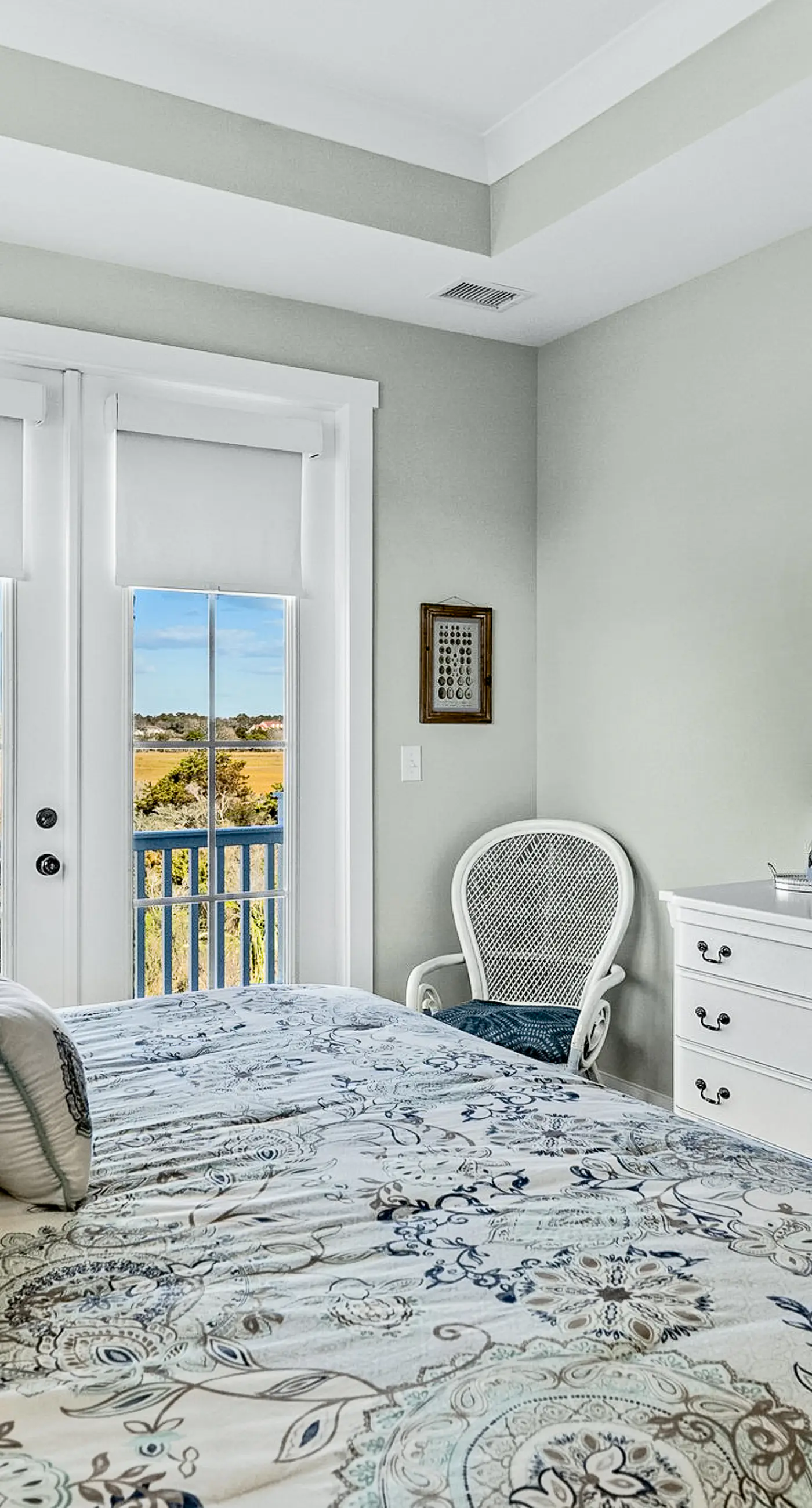 OIB22 Bella Vista