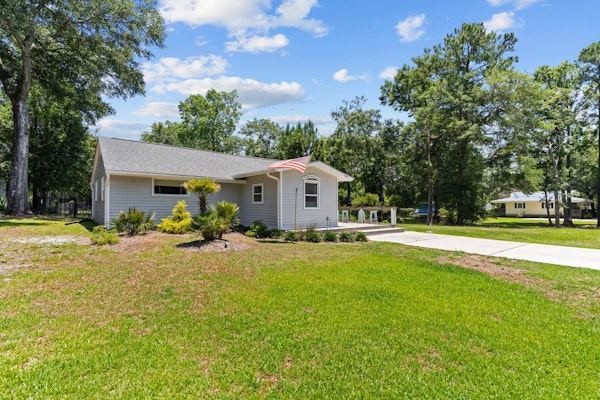 Dog-friendly home near Intracoastal with deck, gas grill, W/D, & fenced yard