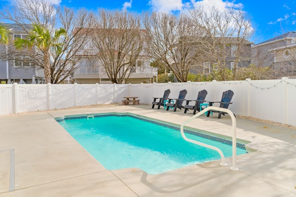 Tranquil dog-friendly home with pool, balcony, central AC, & washer/dryer