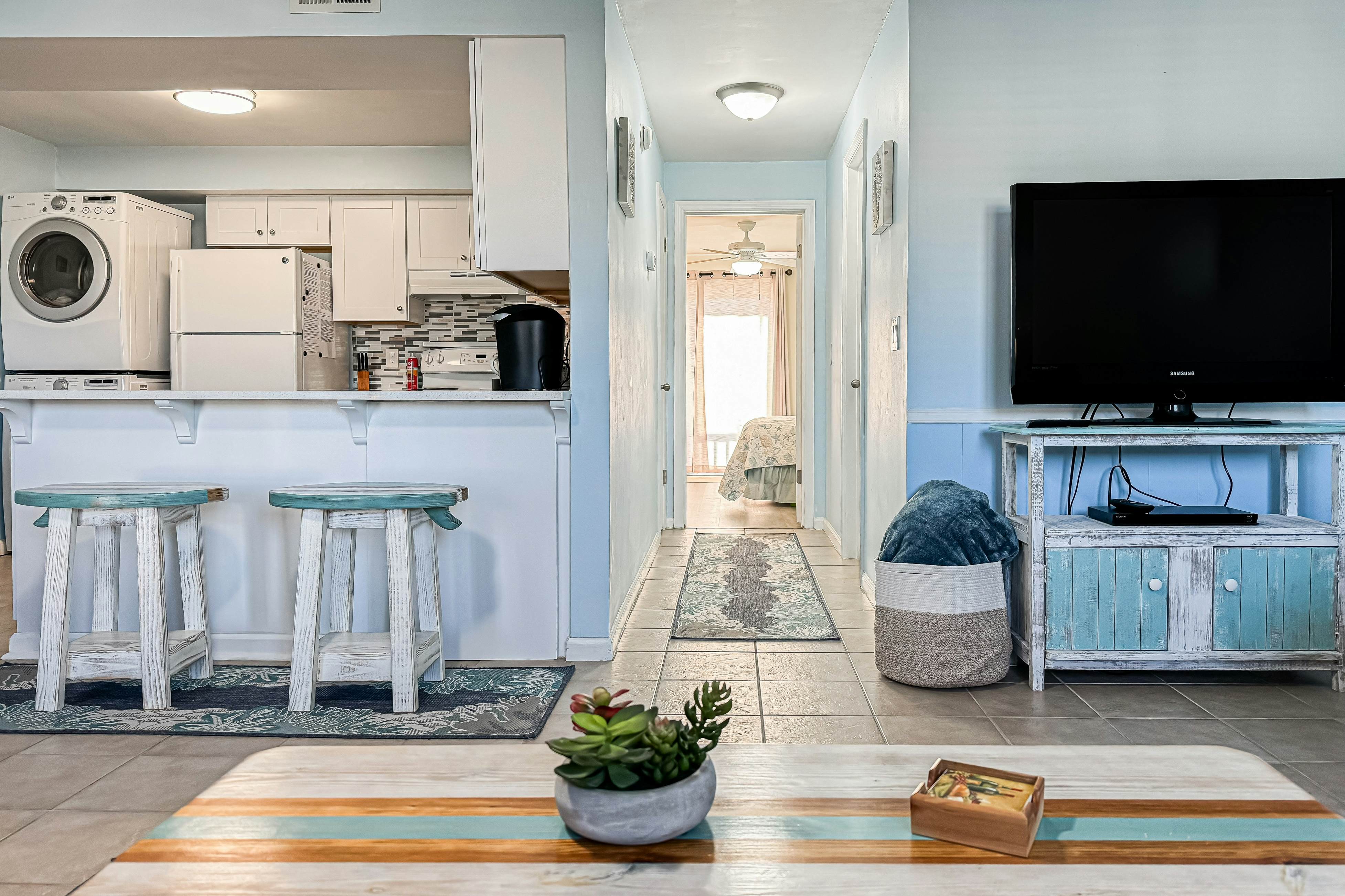 OIB57 The Turquoise Pearl