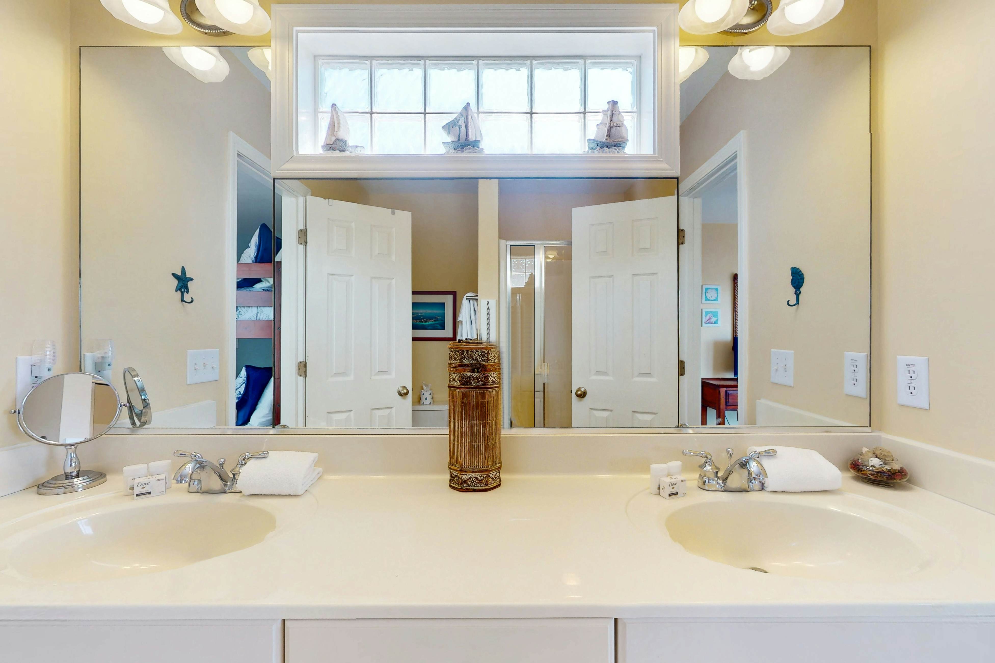 OIB58 All Decked Out