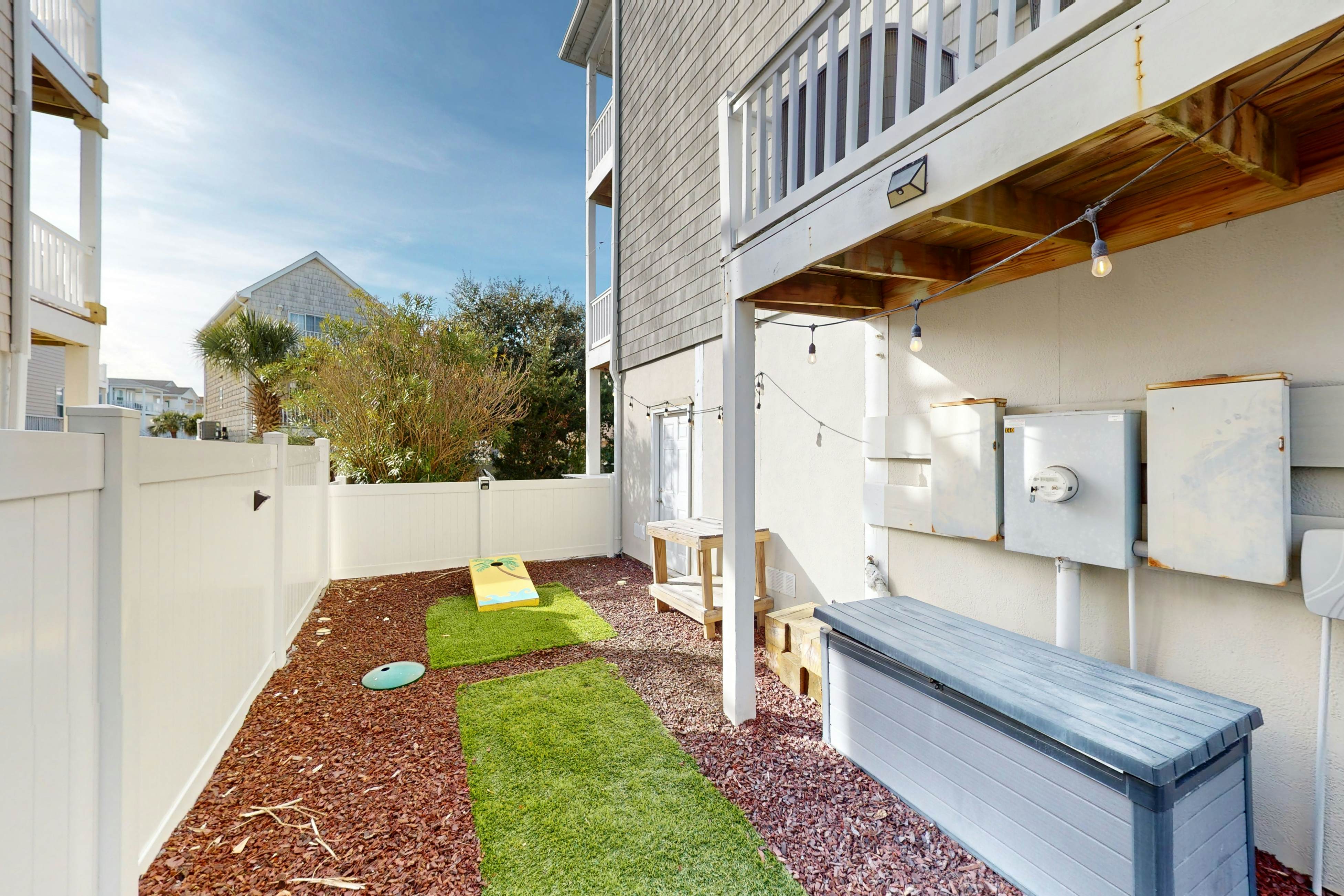 OIB58 All Decked Out