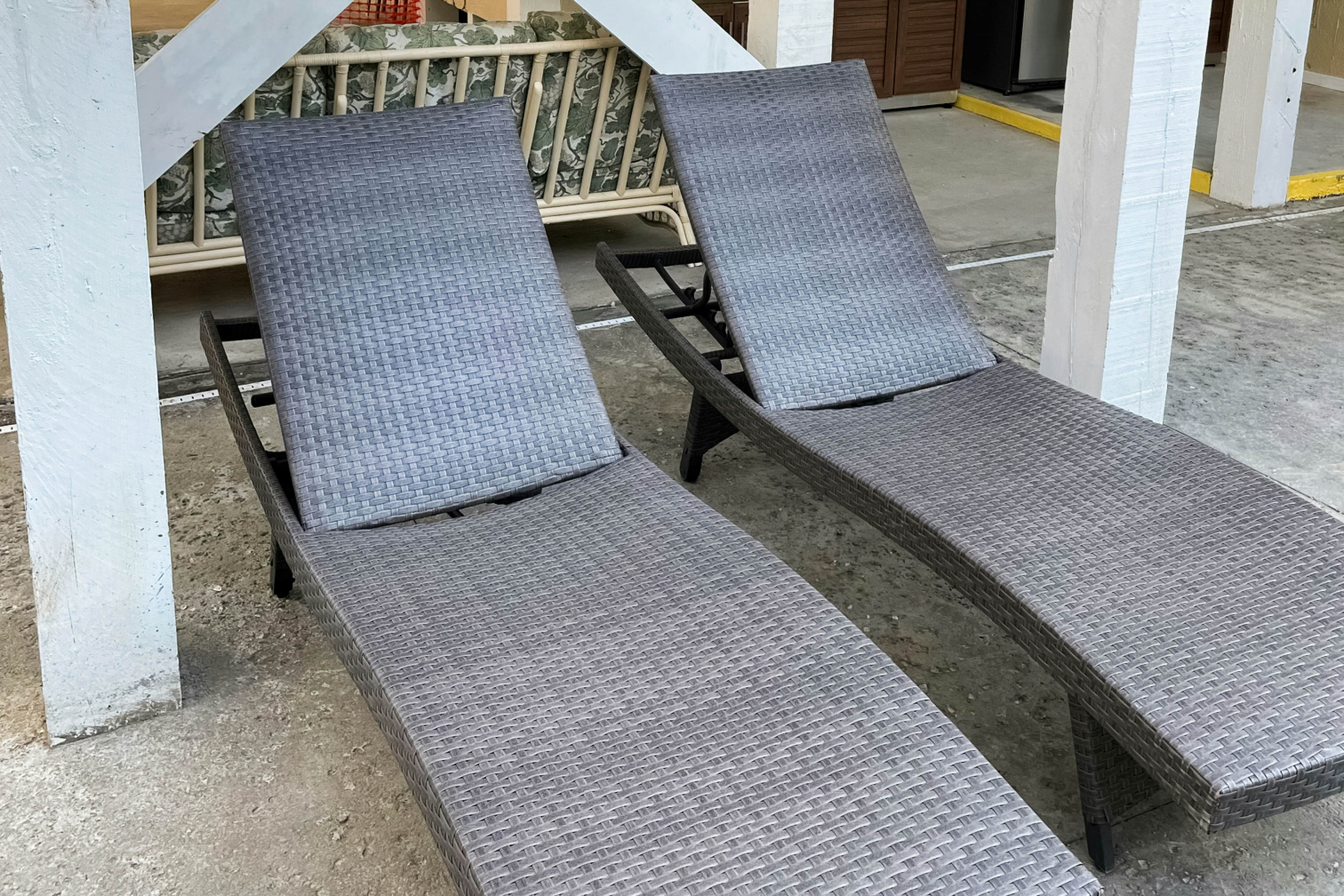 OIB58 All Decked Out