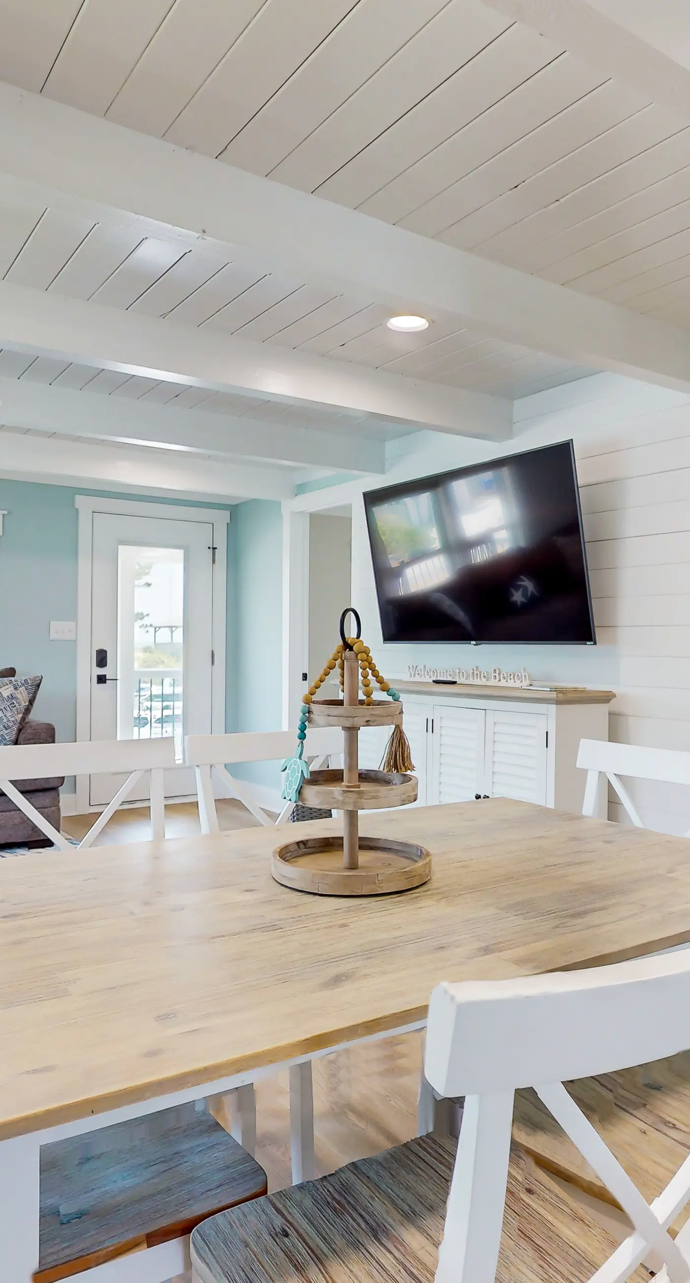 OIB65 Beachside Bungalow