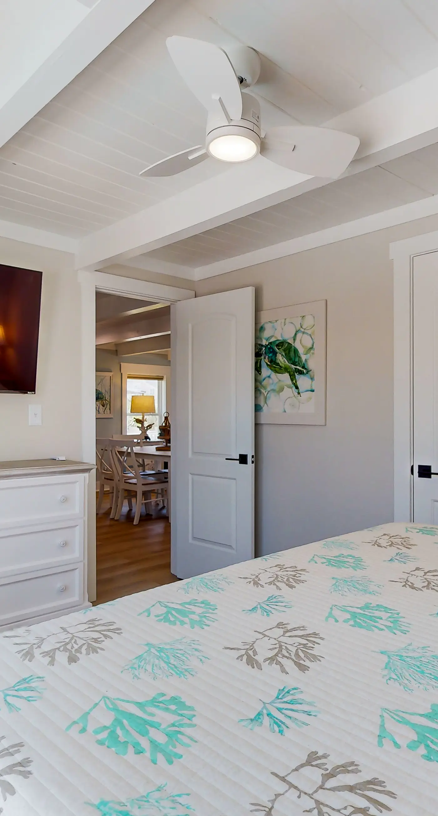 OIB65 Beachside Bungalow
