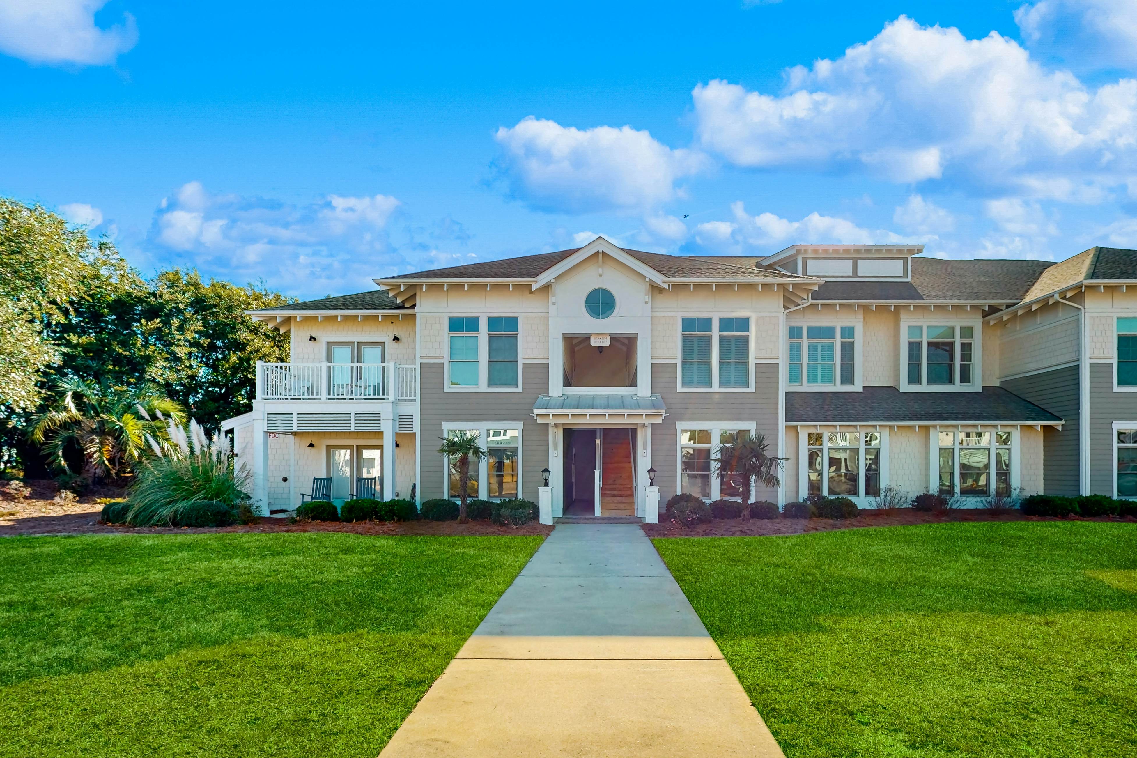 STJ12 The Birds Nest