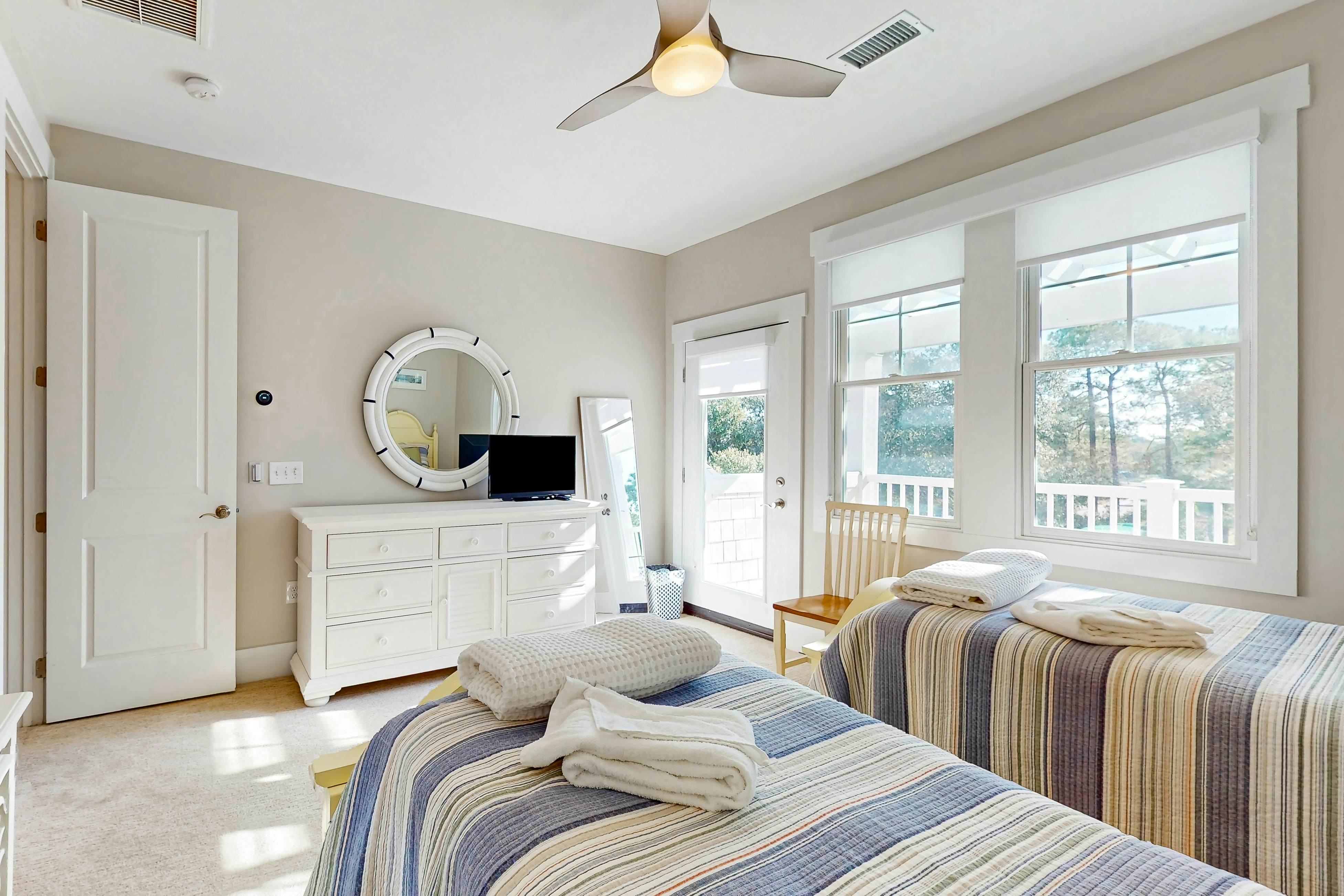 STJ12 The Birds Nest