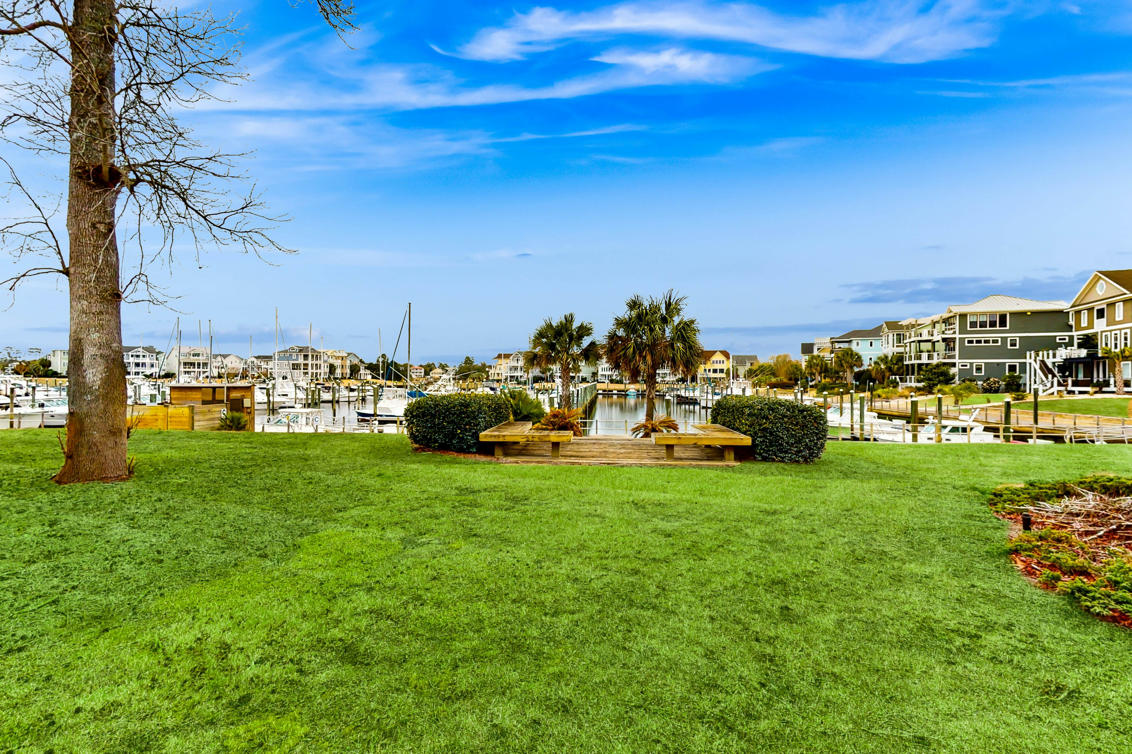 STJ16 Mystic Marina, Unit 204