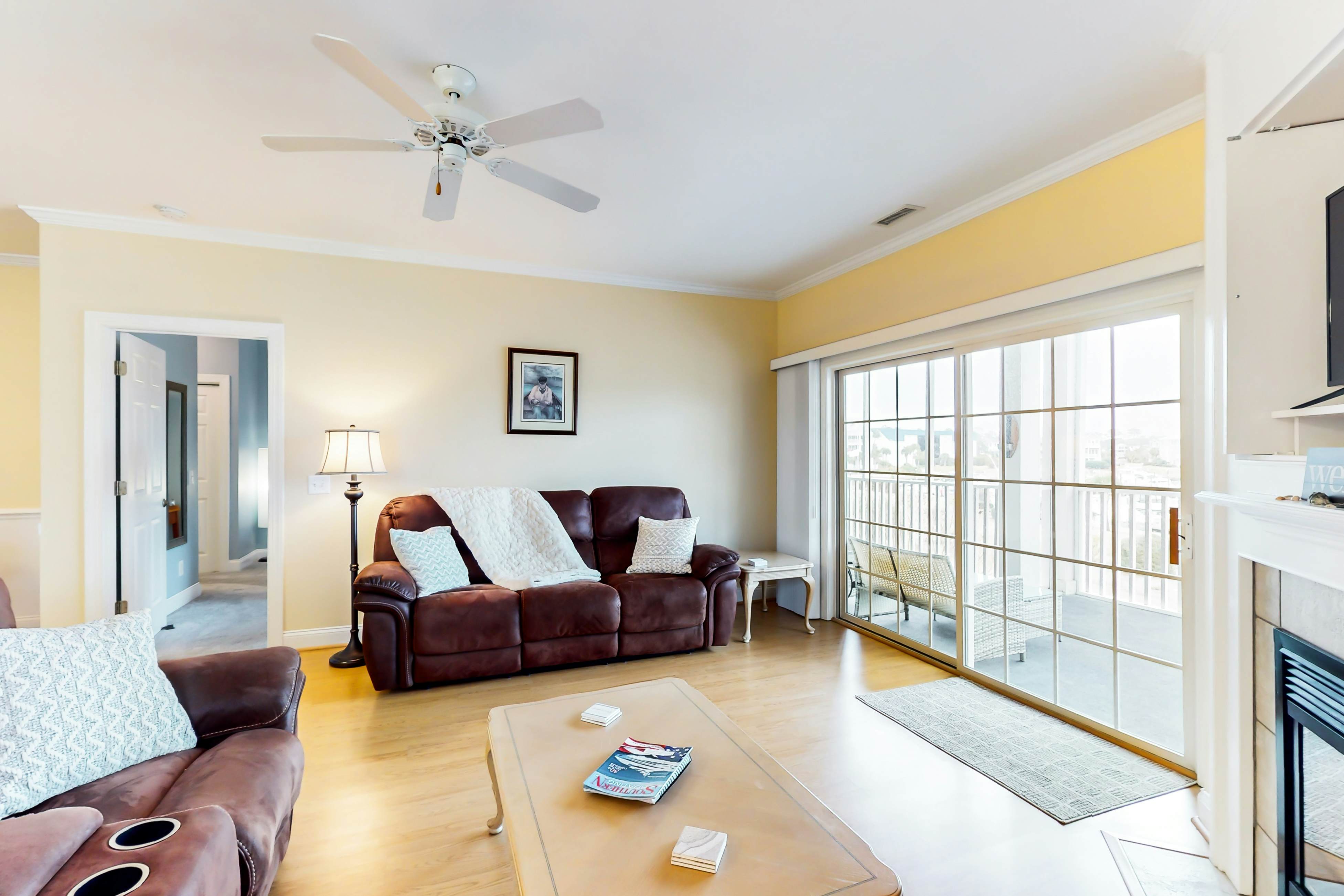 STJ16 Mystic Marina, Unit 204