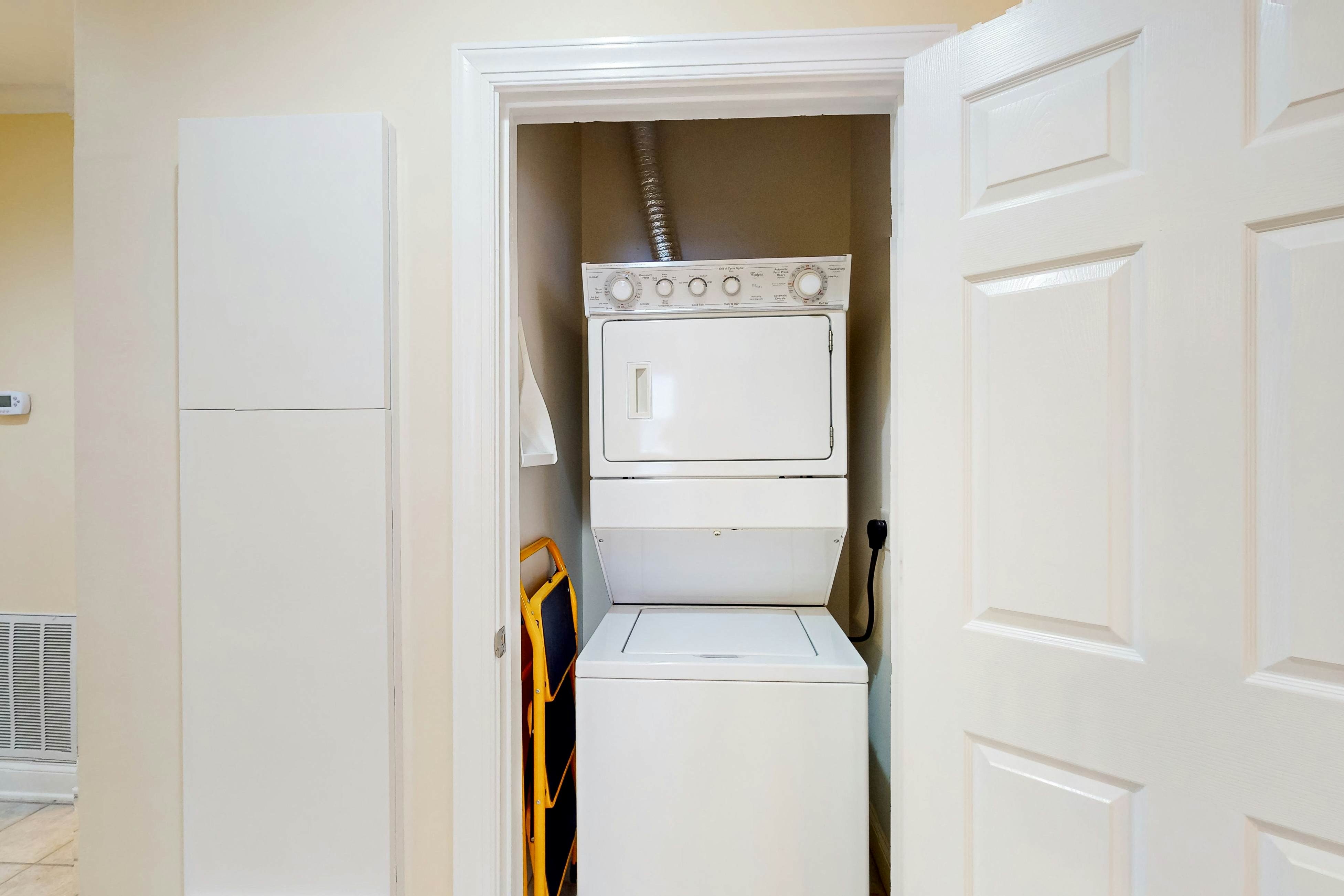 STJ16B Mystic Marina, 204B