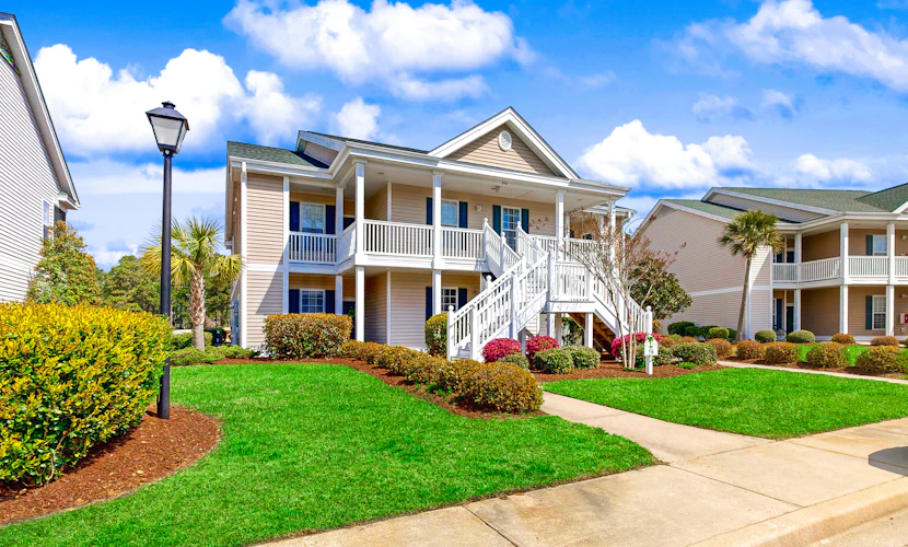 Sunset Village 16-D: Top Floor, Pool, Hot Tub