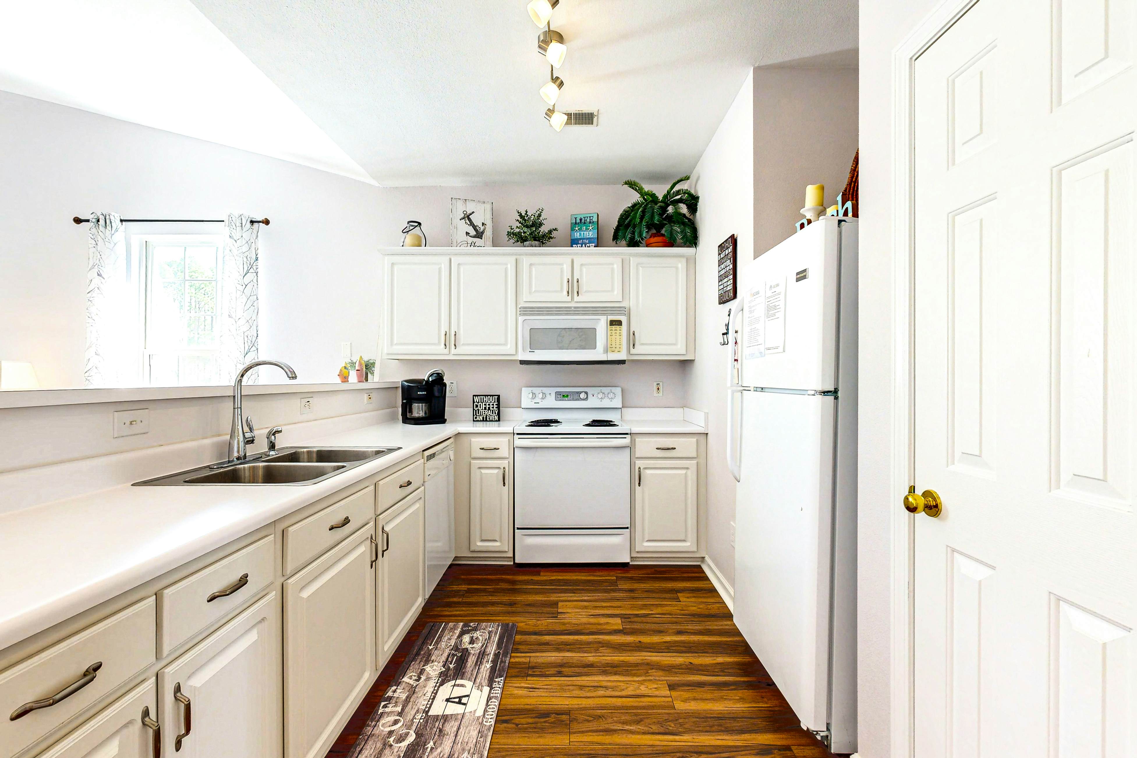 SB04 Sunset Village 16-D