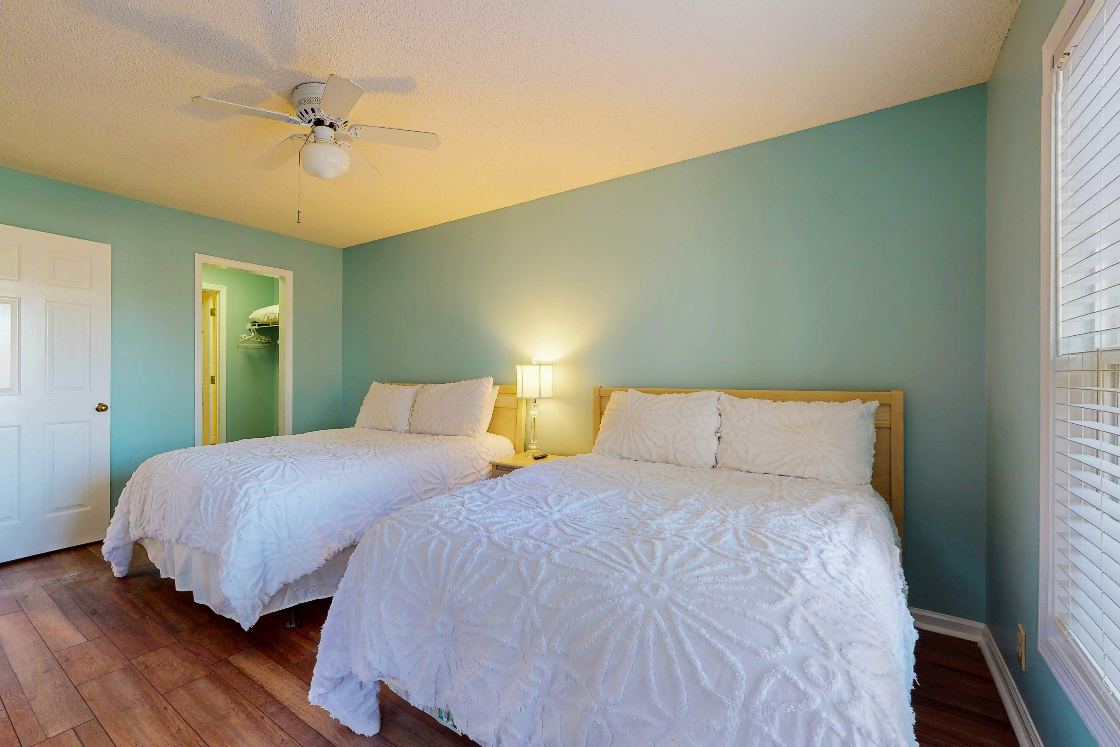 SB22 #604 On The Fairway