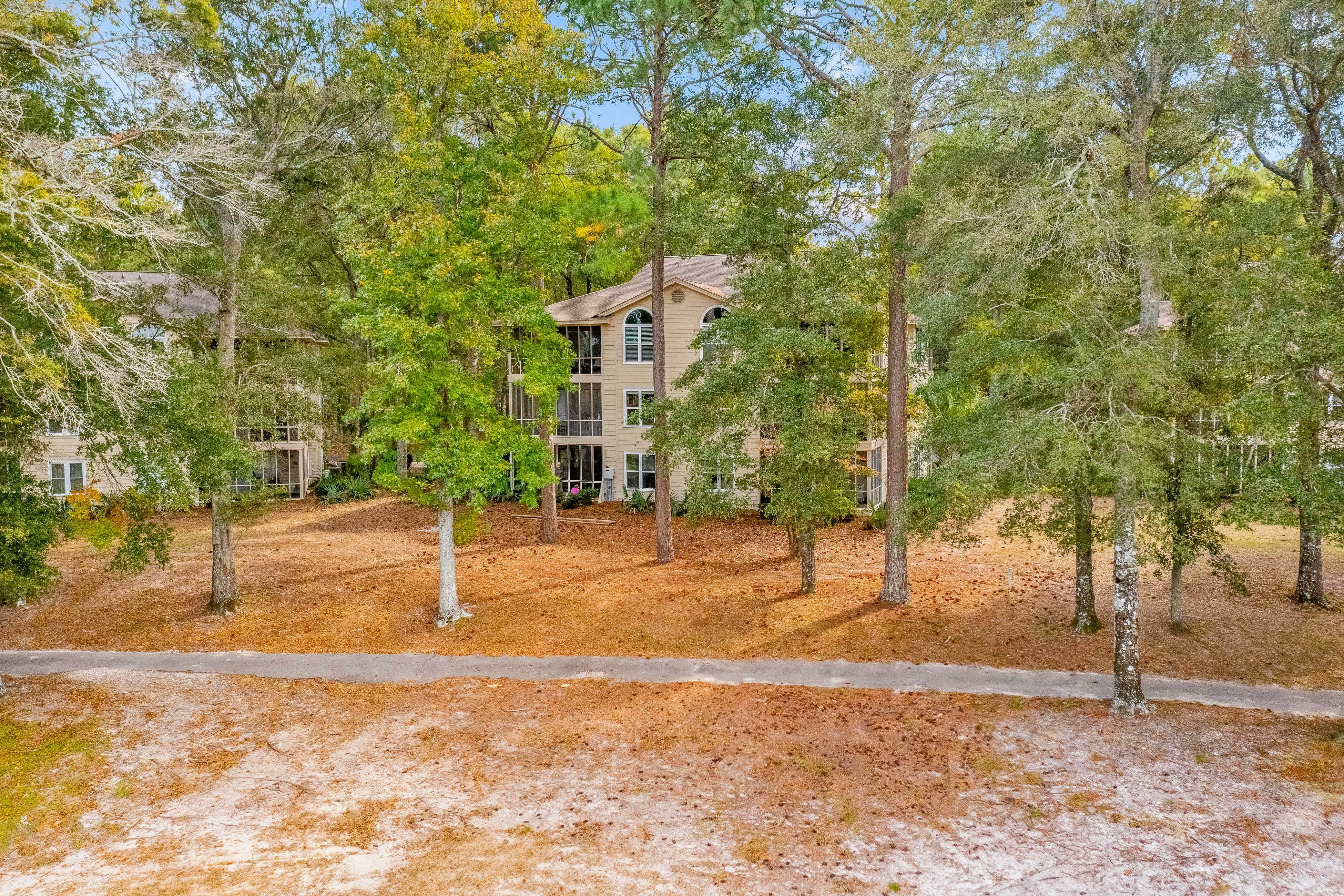 SB22 #604 On The Fairway