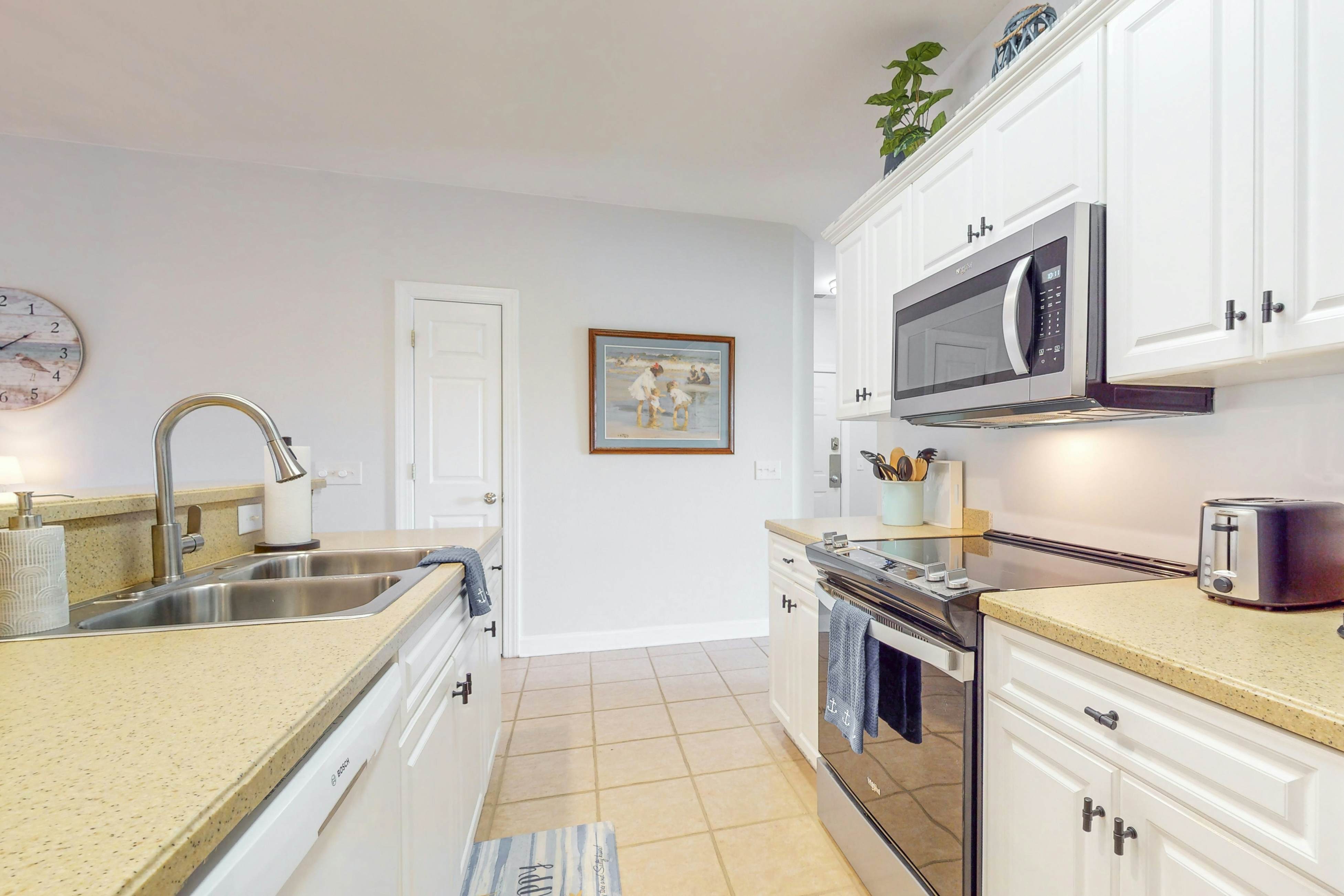 SB72 Sea Trail Golf-Beach Condo