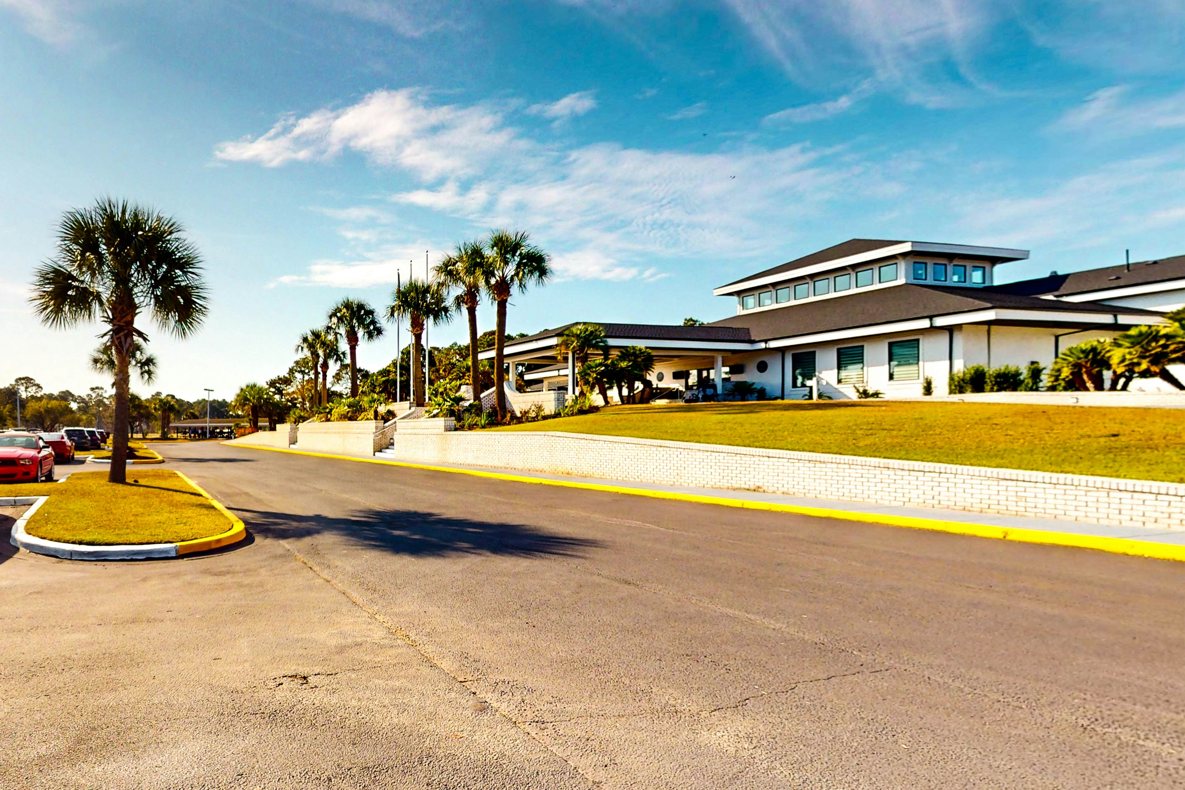 SB72 Sea Trail Golf-Beach Condo