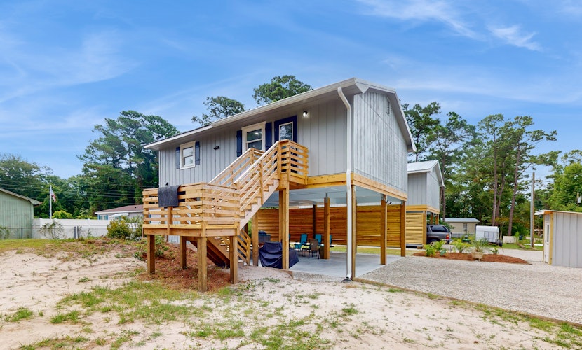 Coastal home close to beach and local attractions