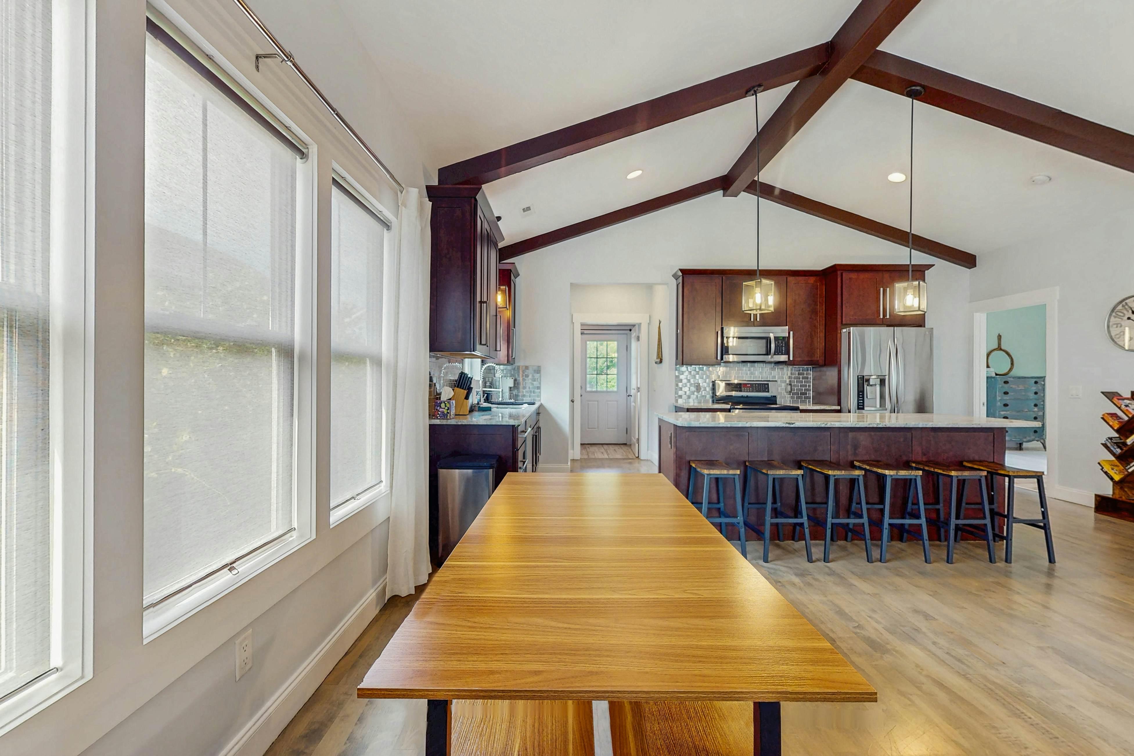 OAI124 Casey's Place